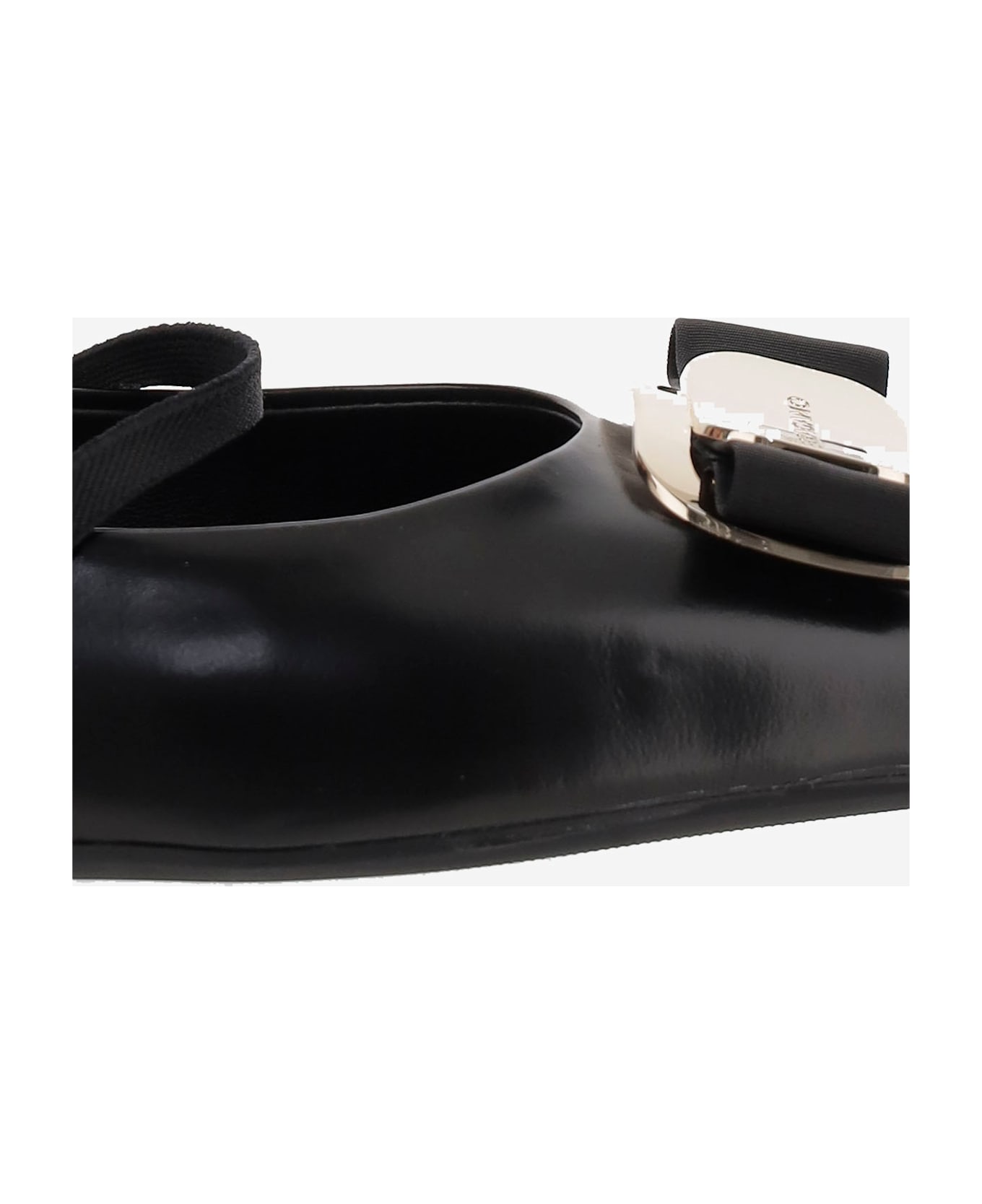 Ferragamo New Vara Plate Dancers - Black