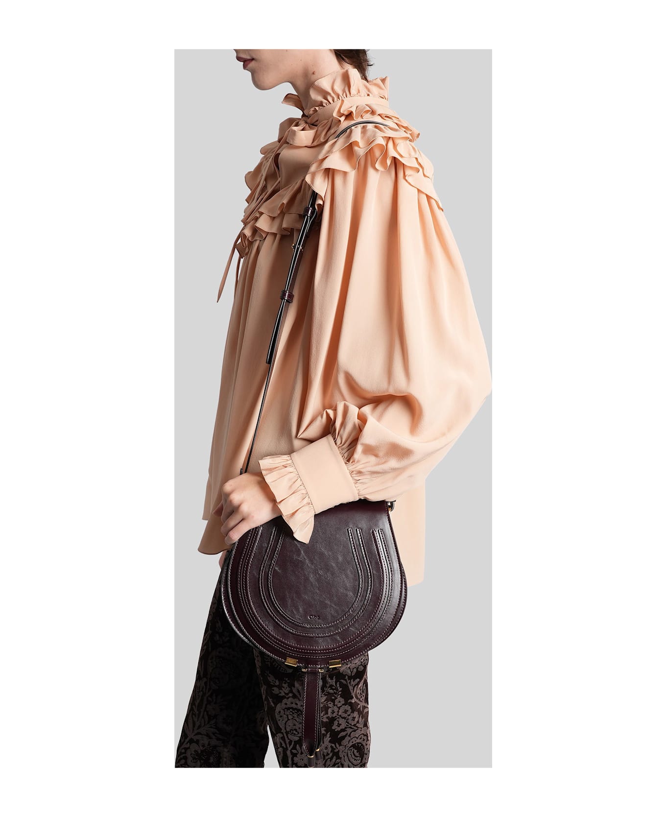 Chloé Mercie Shoulder Bag In Brown Leather - brown