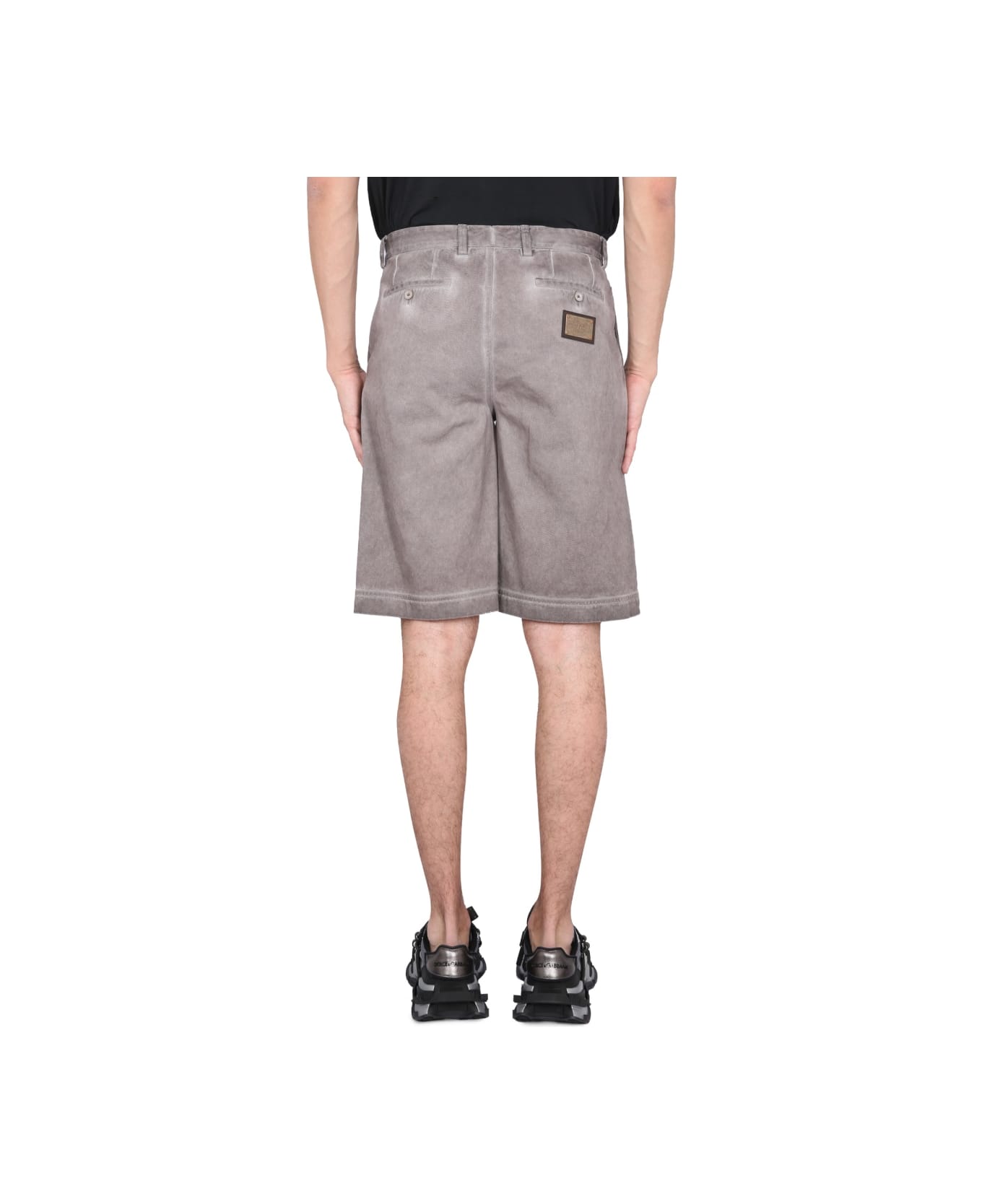 Dolce 
Gabbana Bermuda Shorts With Logo Plaque - MULTICOLOUR