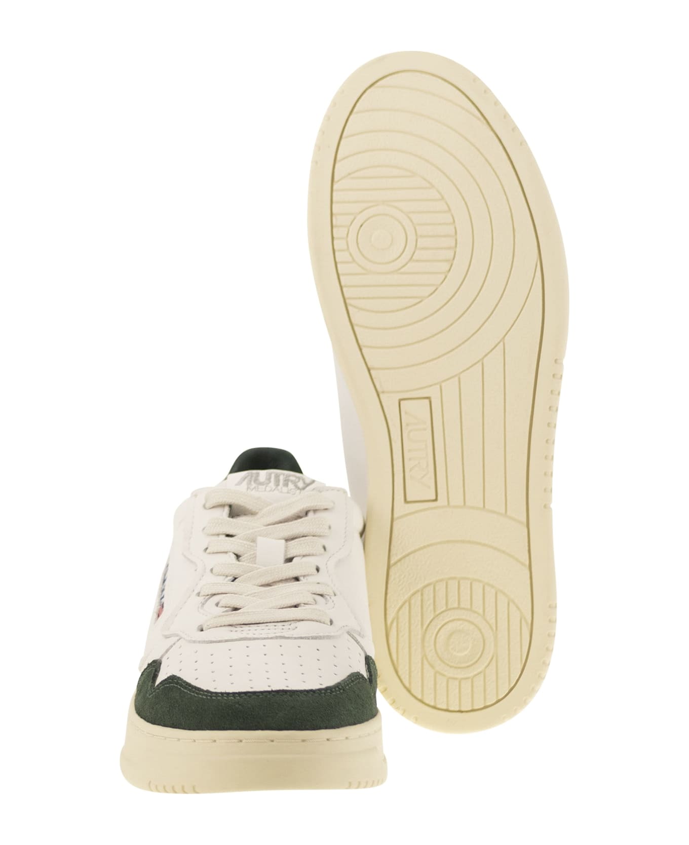 Autry Medalist Low - Leather And Suede Sneakers - White/green