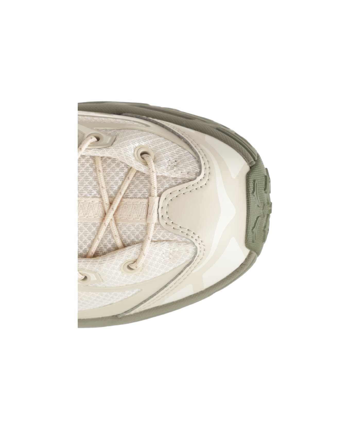 Hoka U Mafate Three2 - Oly Oat Milk / Eucalyptus