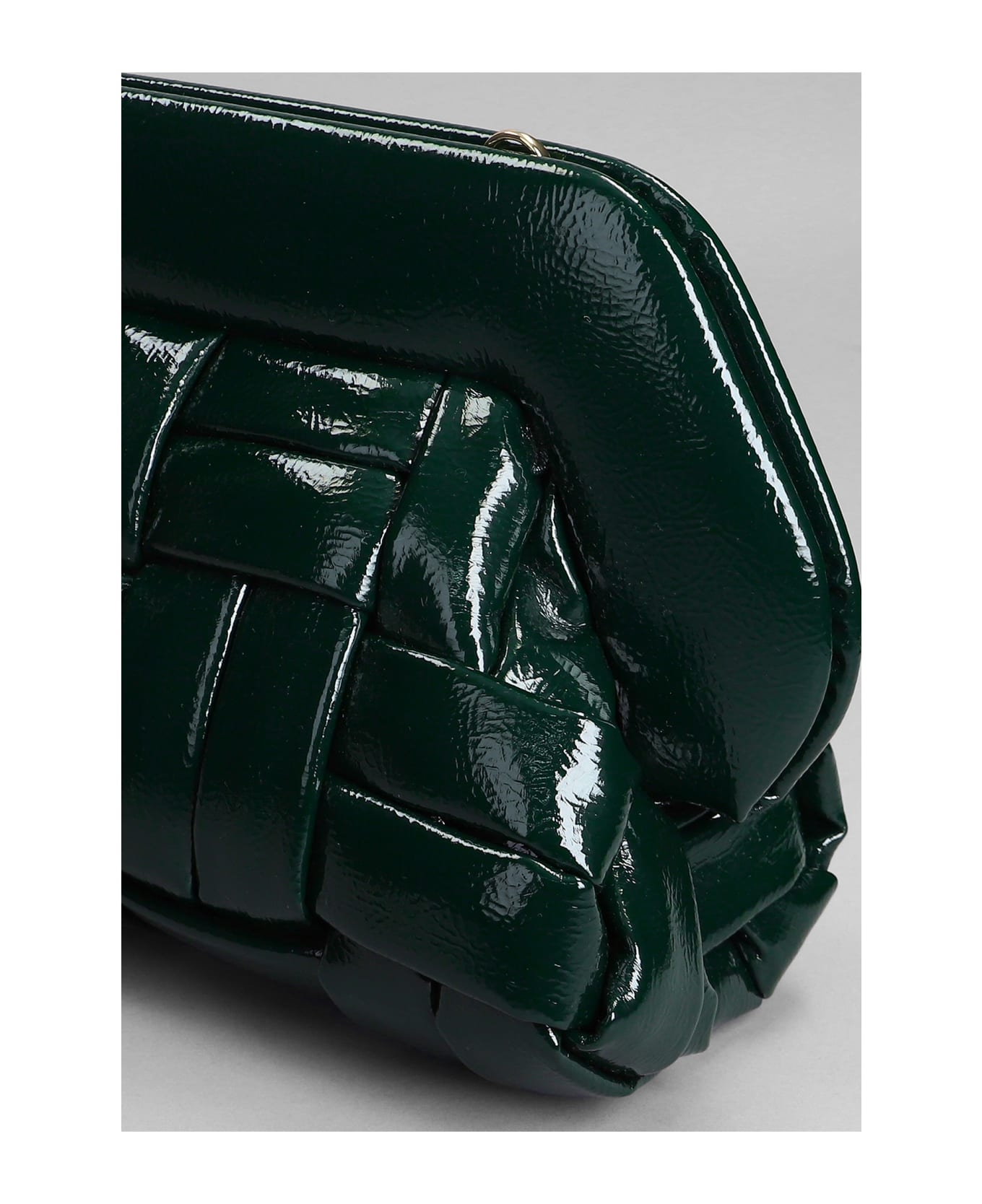 THEMOIRè Bios Weaved Clutch In Green Patent Leather - green