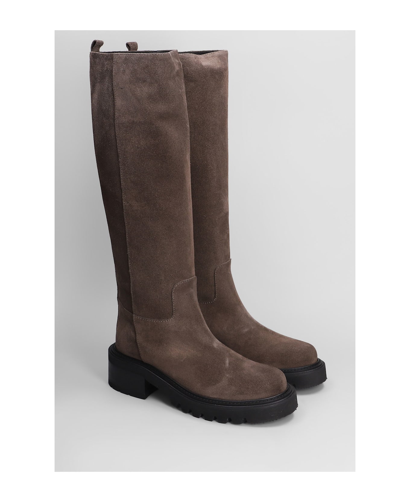 Via Roma 15 Low Heels Boots In Brown Suede - brown