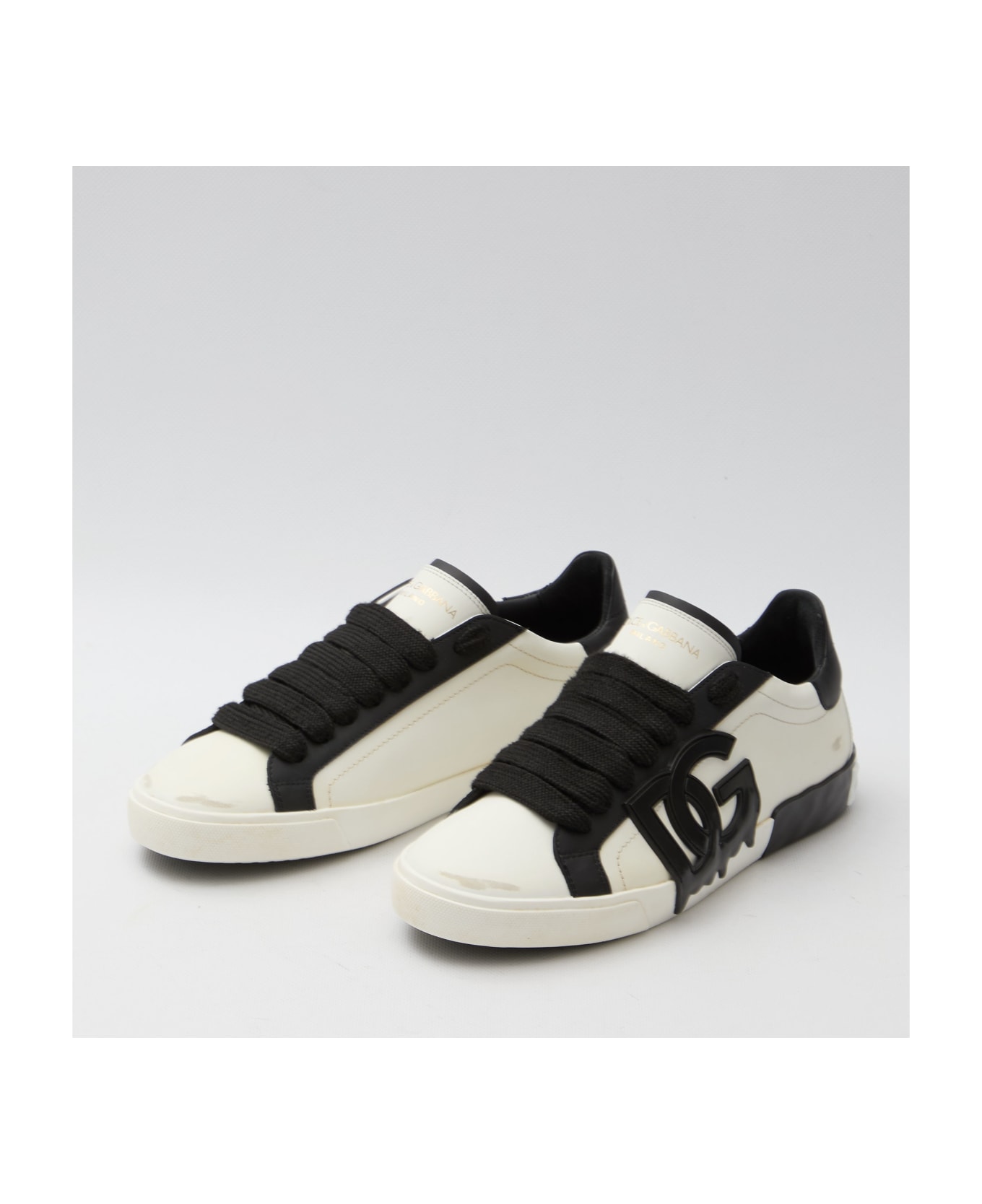 Dolce & Gabbana Portofino Vintage Sneakers - WHITE/BLACK