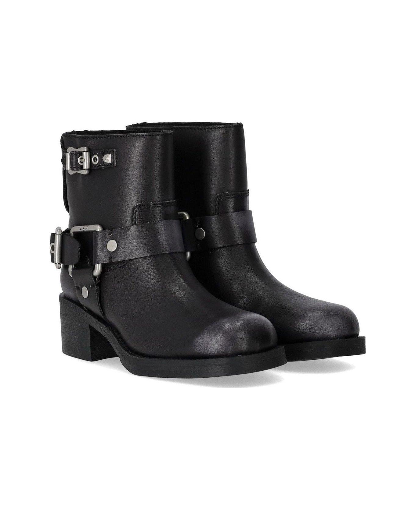 Ash Buckle Detailed Boots - BLACK