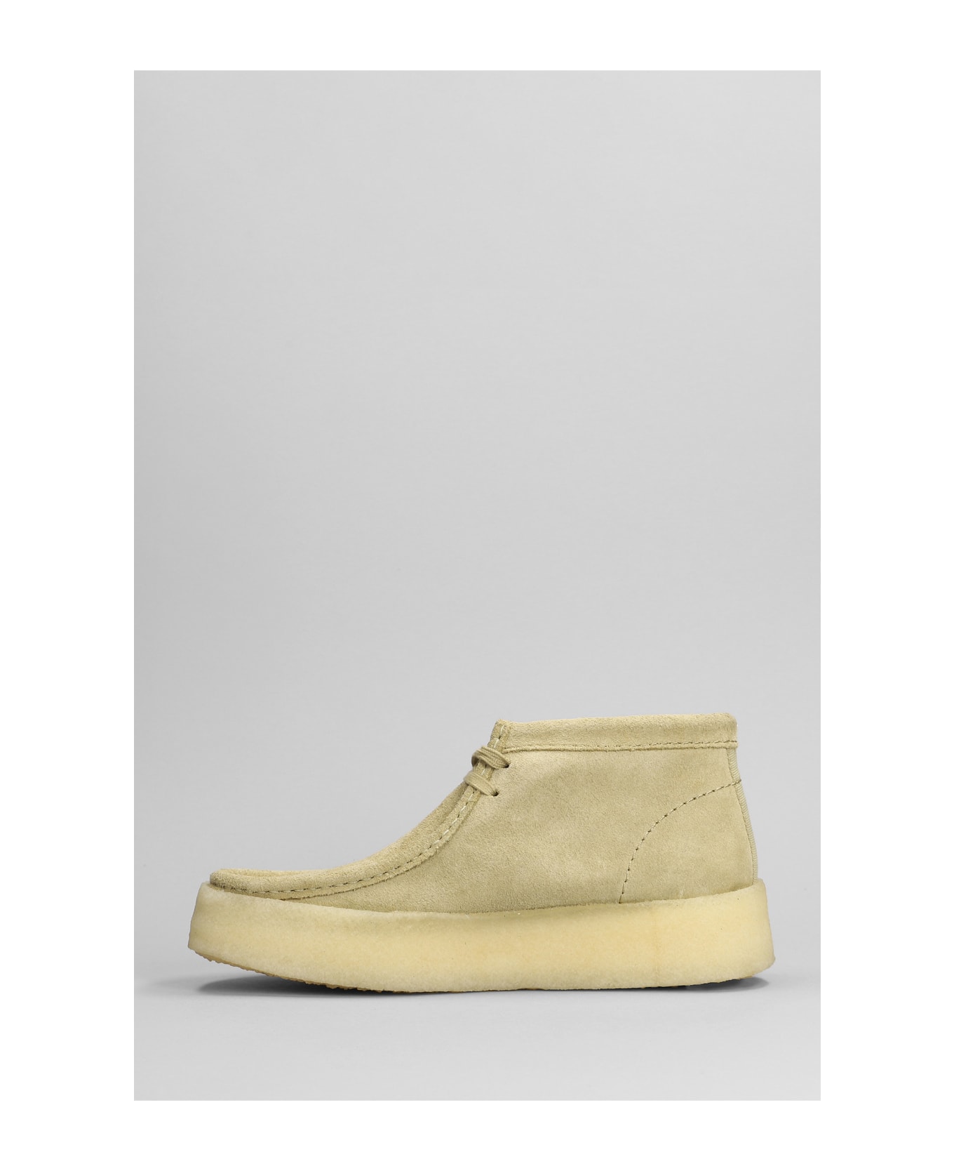 Clarks Wallabee Cup Lace Up Shoes In Beige Suede - beige