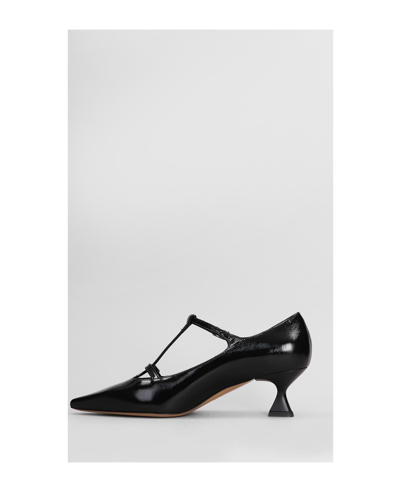 The Seller Pumps In Black Patent Leather - black