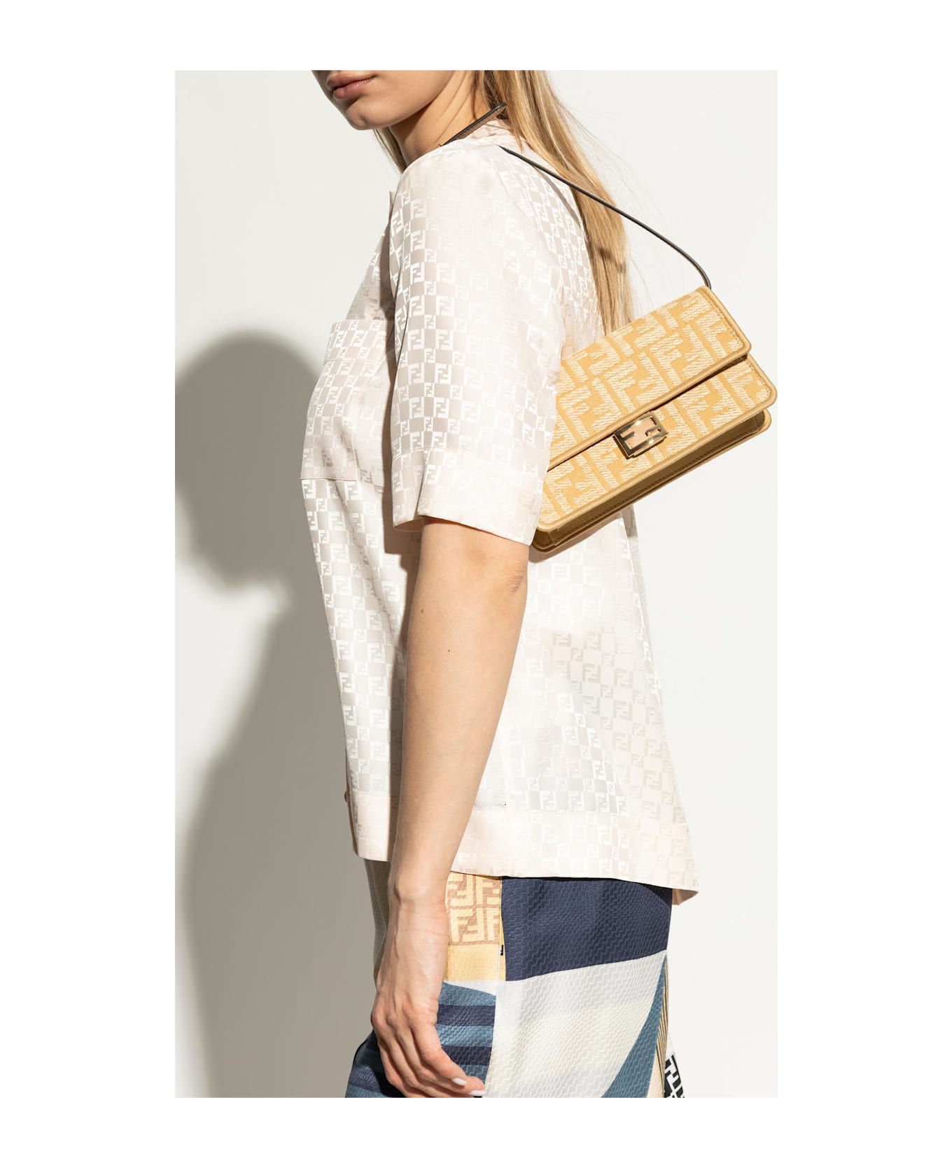 Fendi Wallet On A Chain - Natur Miele Sc Os