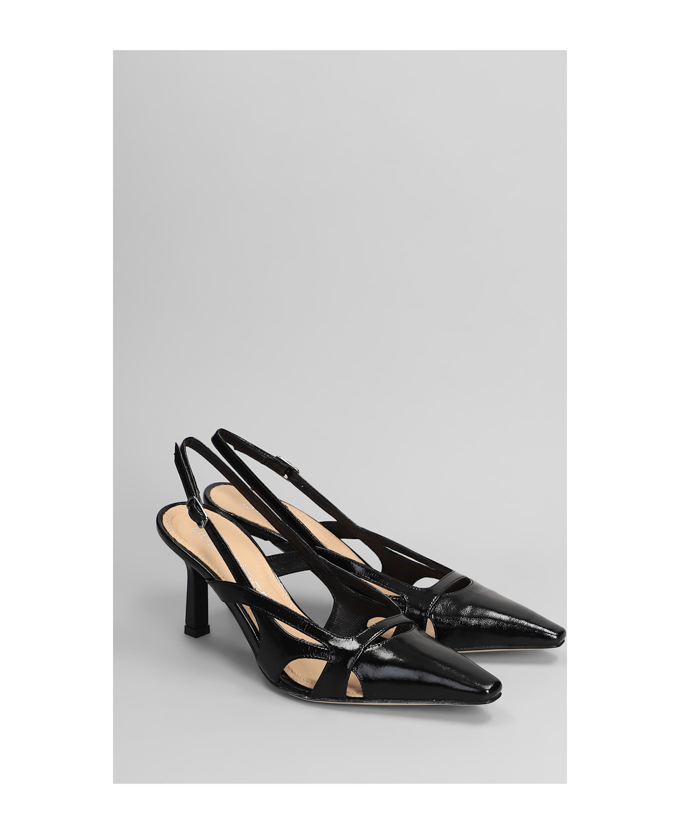 Julie Dee Pumps In Black Leather - black