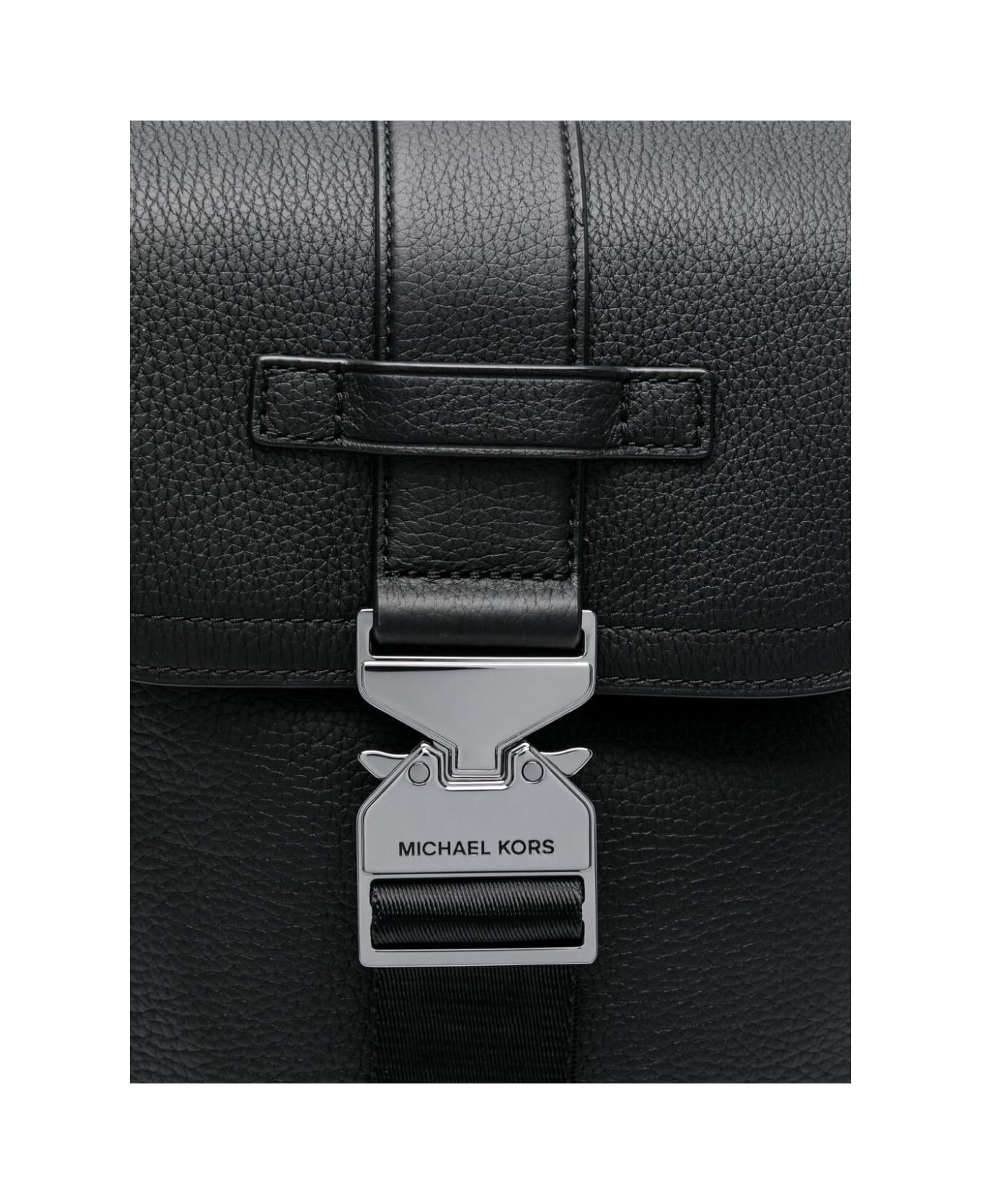 Michael Kors Aviator Hudson Slingpocket - Black ショルダーバッグ