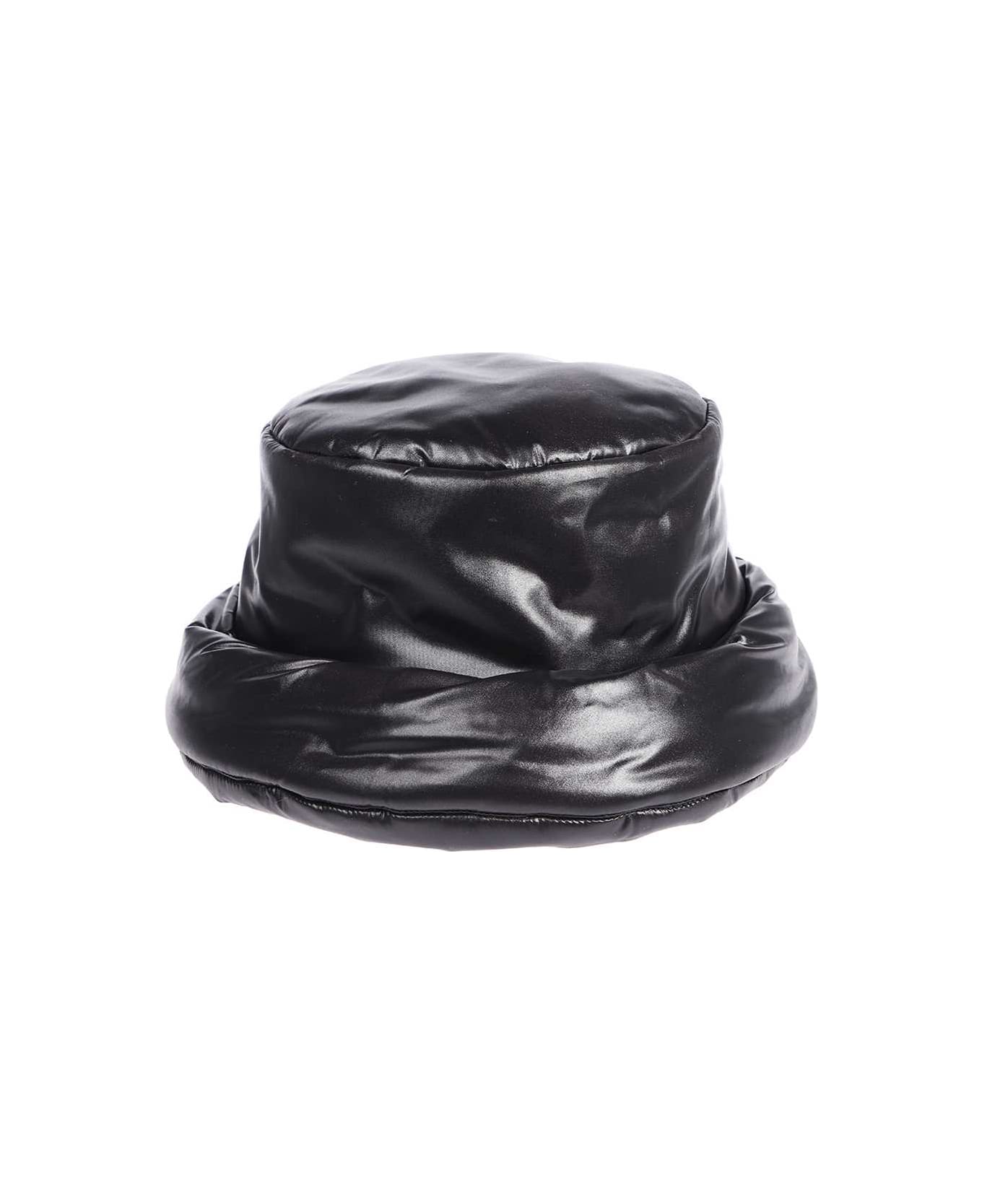 Versace Bucket Hat - black
