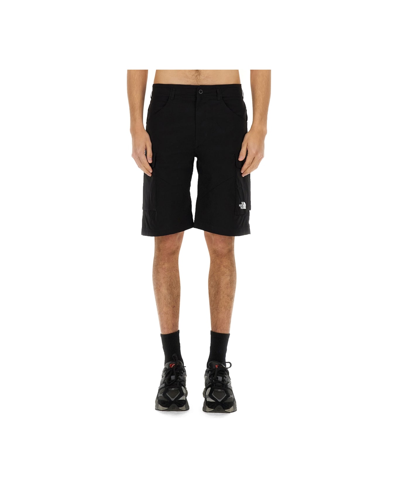 The North Face Cargo Shorts - BLACK