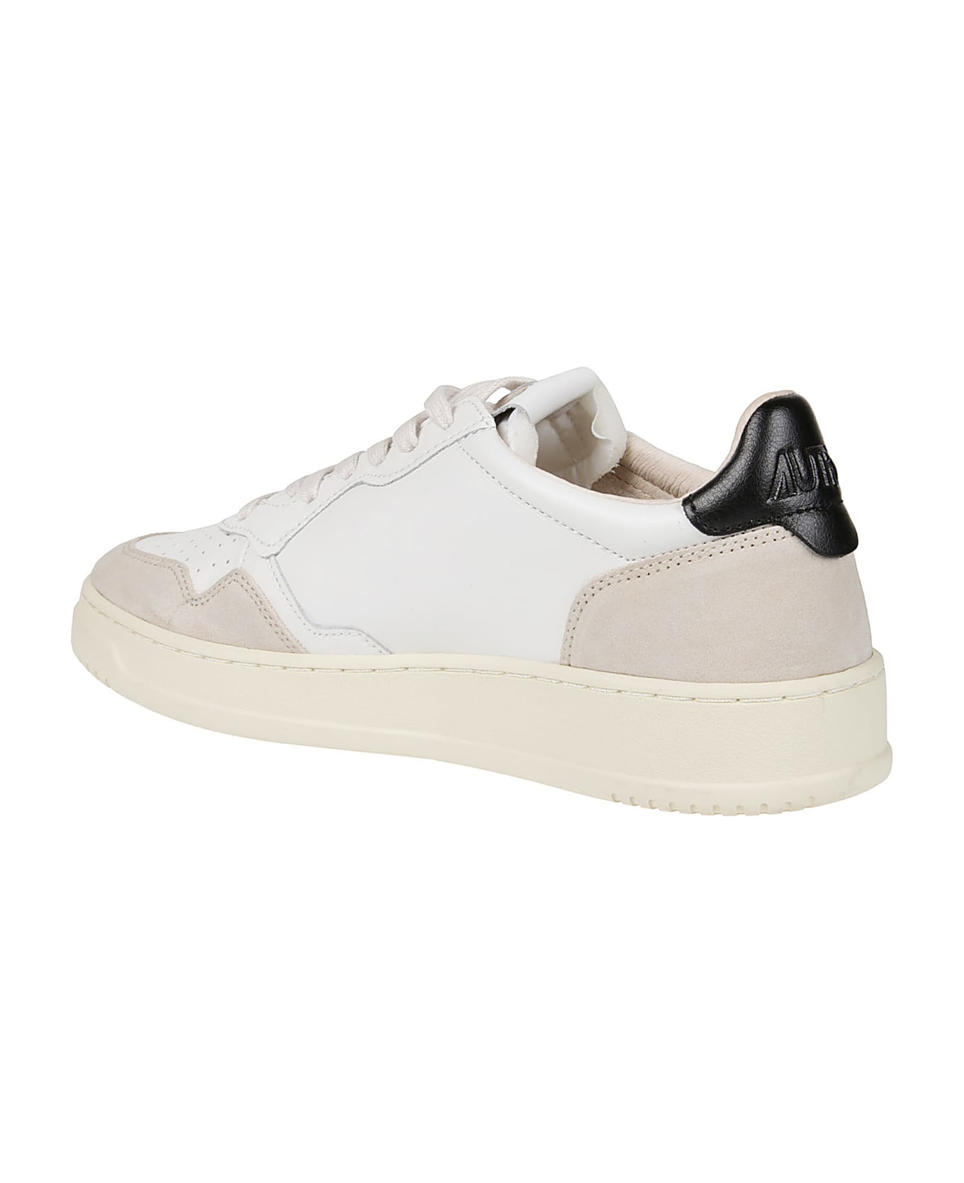 Autry Medalist Low Sneakers - White/black