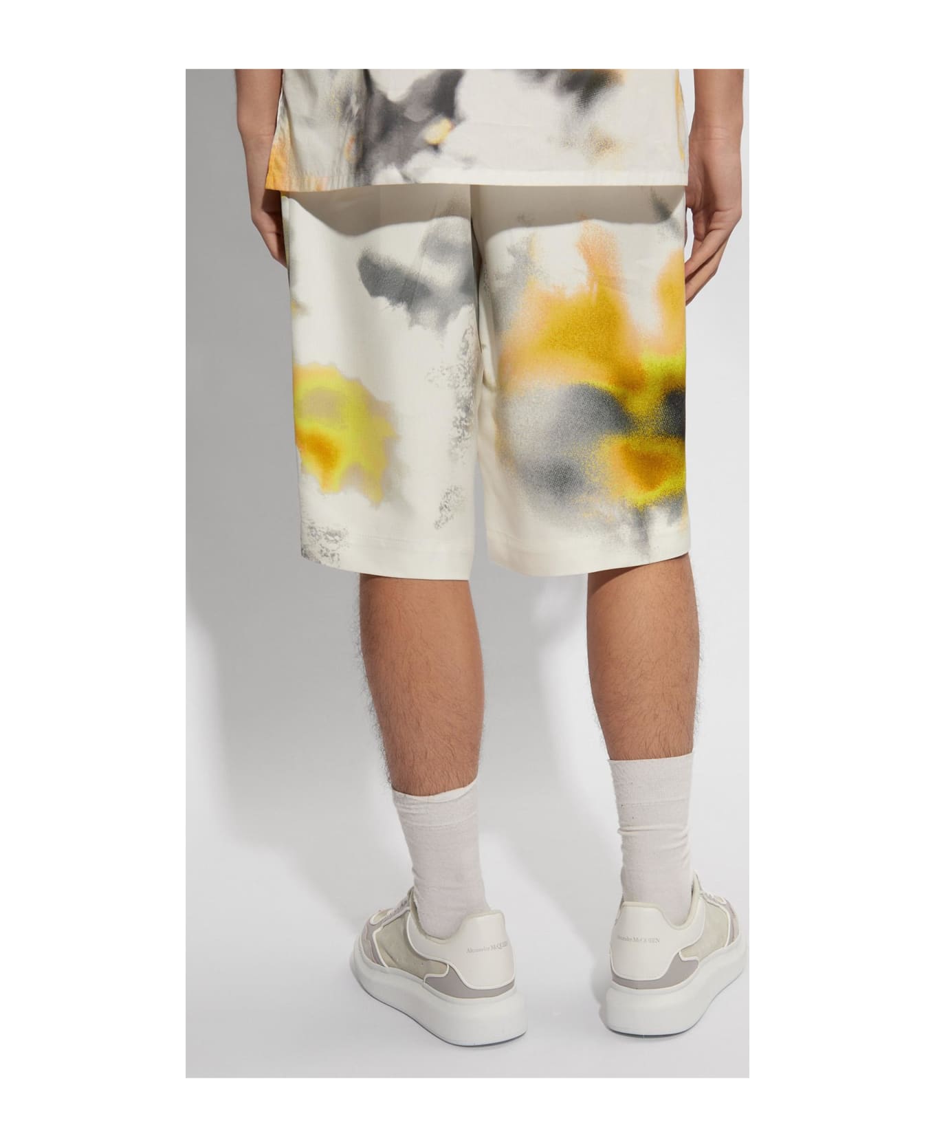 Alexander McQueen Obscured Flower Shorts - White ショートパンツ