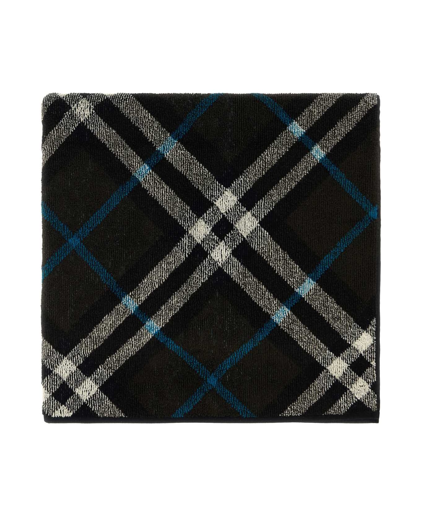 Burberry Printed Terry Fabric Towel - SNUG