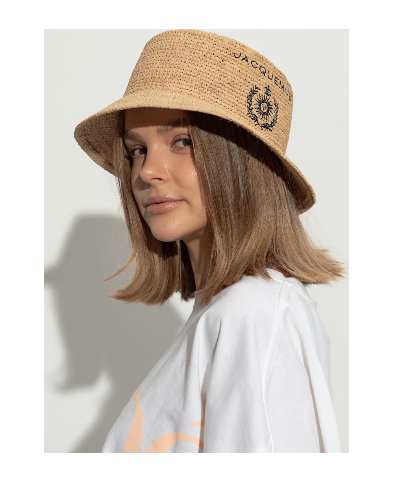 Jacquemus Hat With Logo - Beige