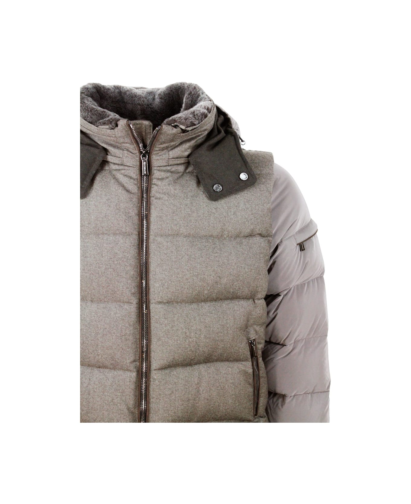 Moorer Bomber Down Jacket Made Of Fine Wool And Cashmere Flannel And Nylon Sleeves. Goose Down Padding. Collar With Detachable Fur And Hood - Cacao