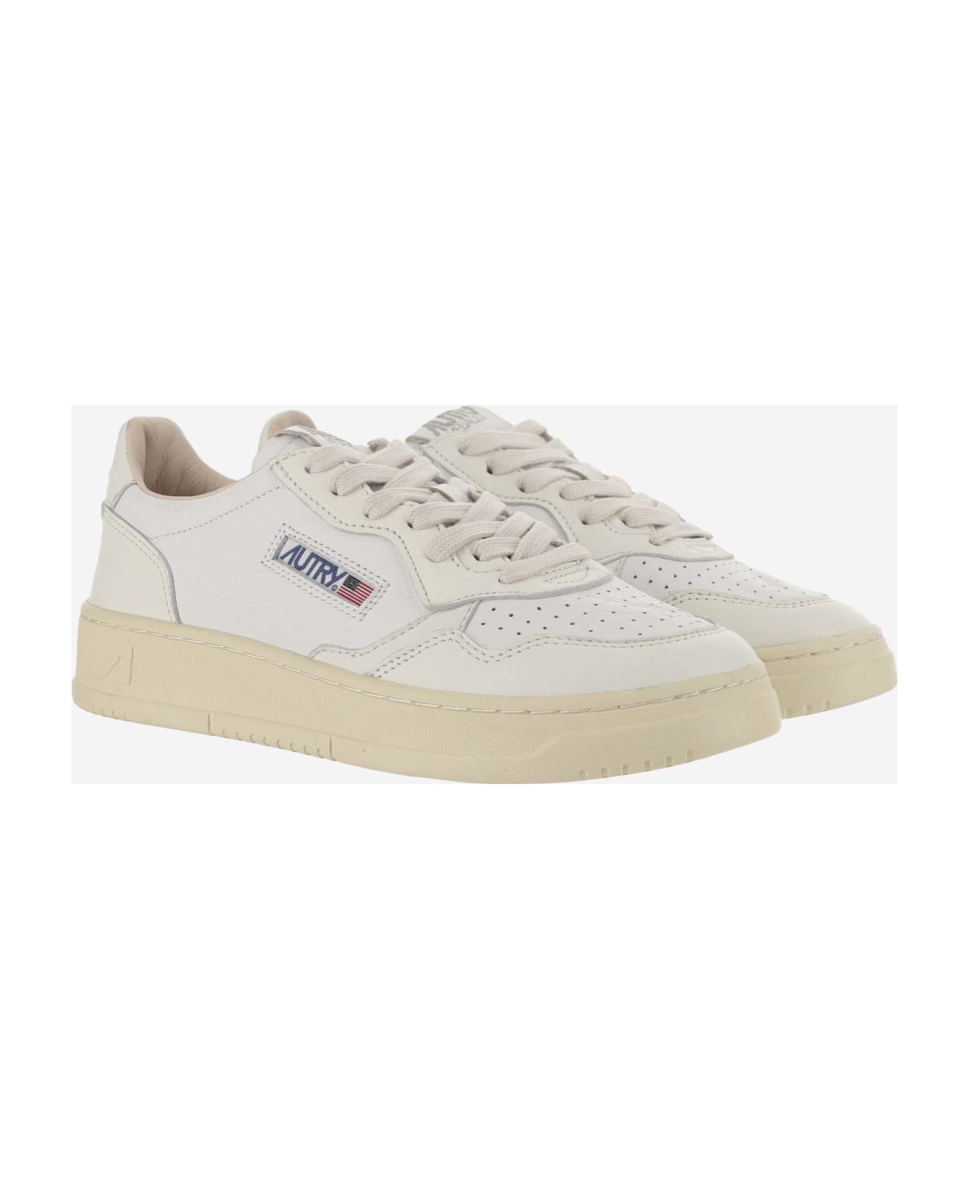 Autry Medalist Leather Sneakers - WHT/WHT