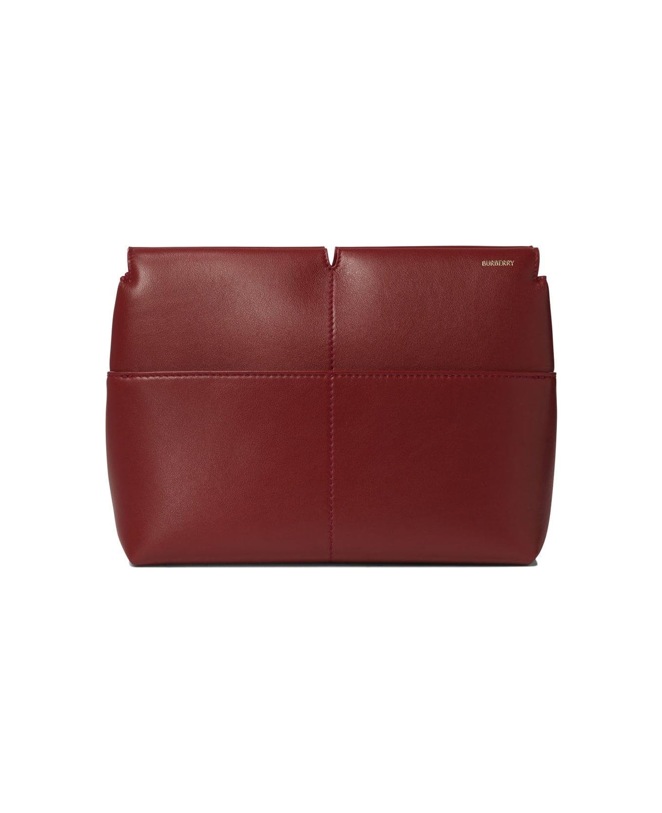 Burberry Snip Chain-linked Clutch Bag - Ruby