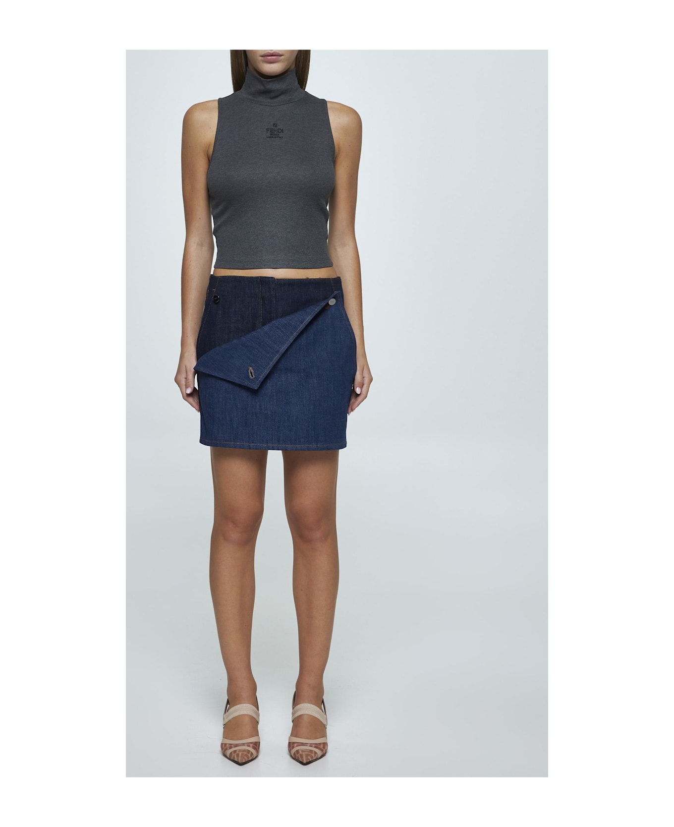 Fendi ロゴパターン タンクトップ 42 fendi tank top | Pickle