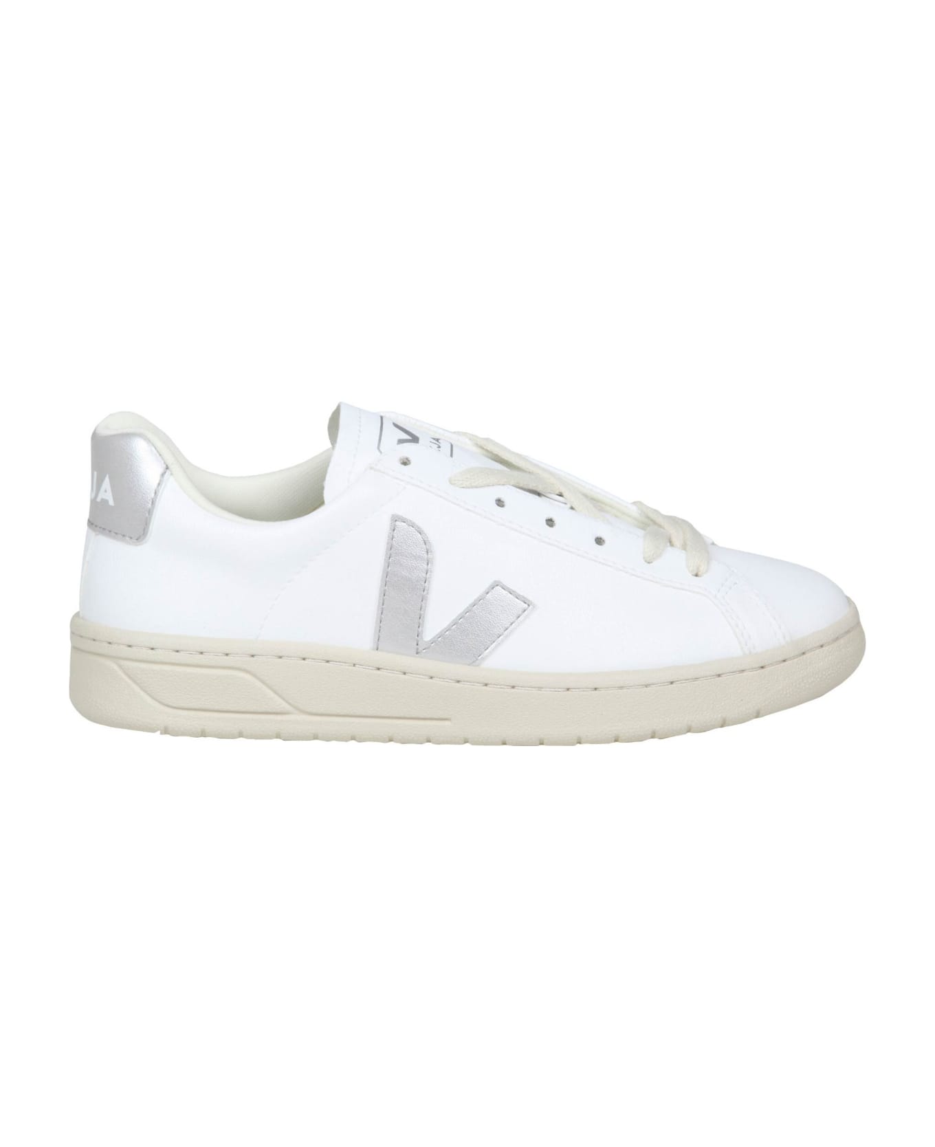 Veja Urca Sneakers In White And Silver Leather - White/Silver