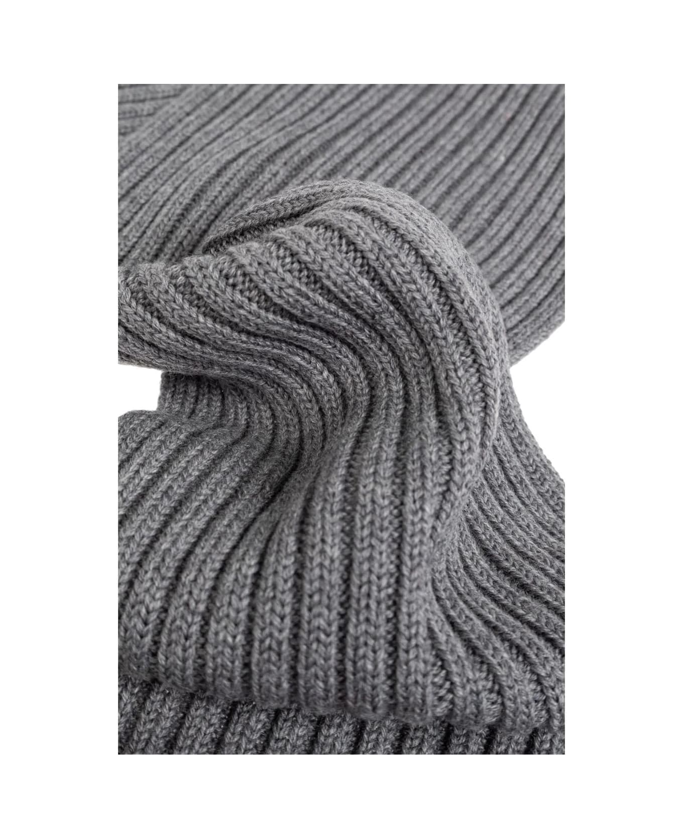 Gucci Grey Wool Scarf With Web Ribbon - Grey