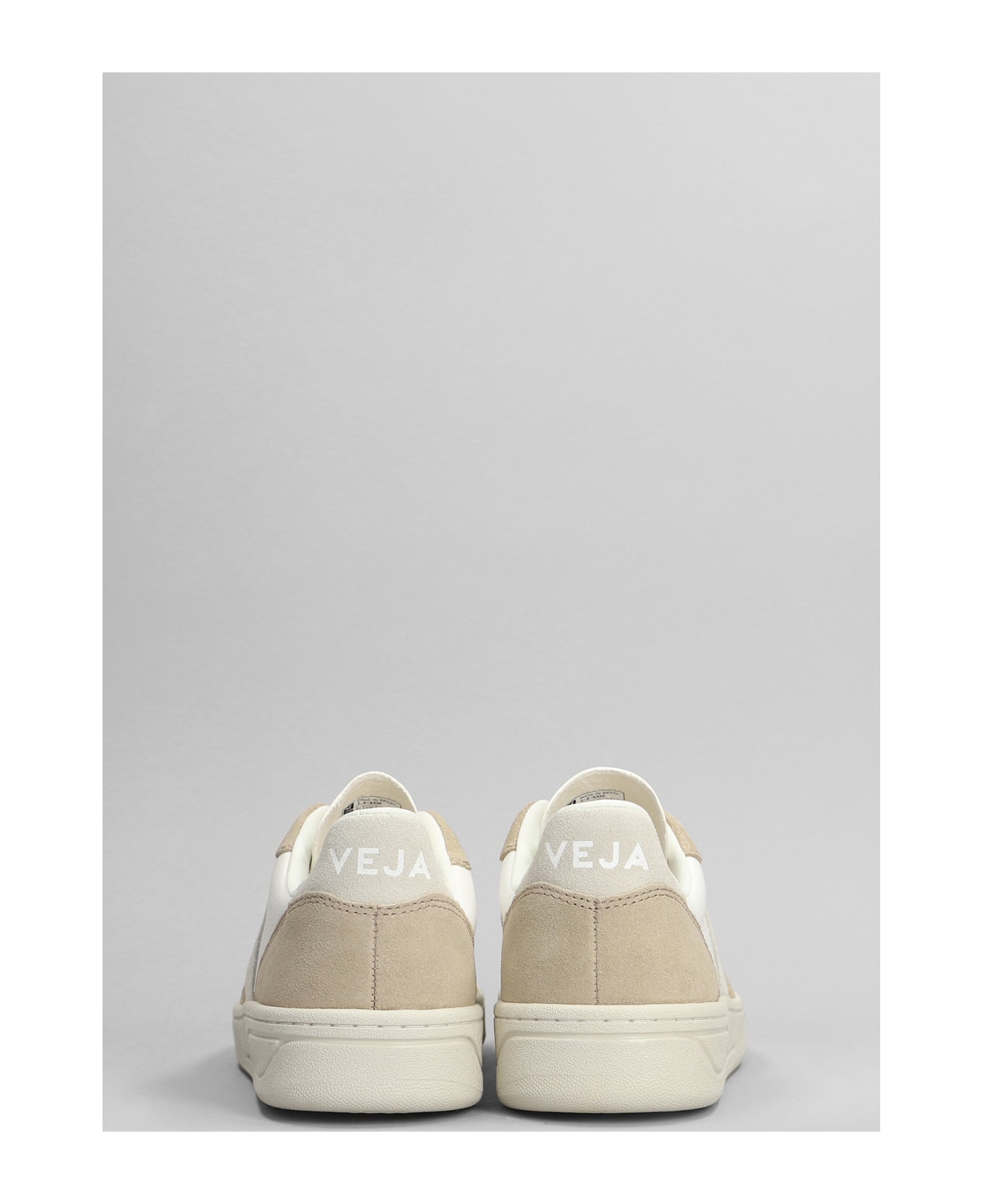 Veja V-10 Sneakers In White Suede And Leather - white