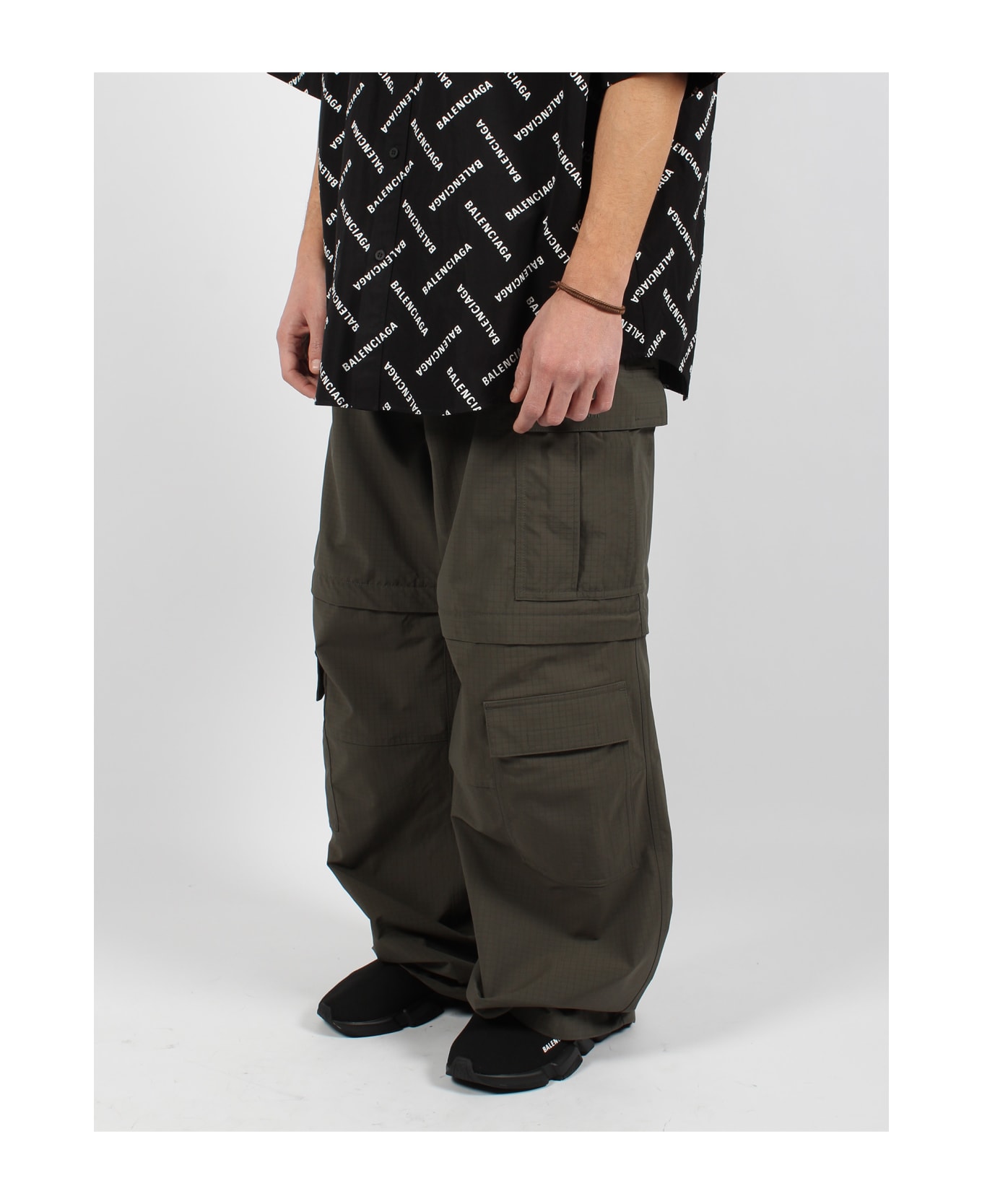 パンツ balenciaga unity sports icon light cargo Balenciaga Men's Unity Sports Icon Light Cargo Pants