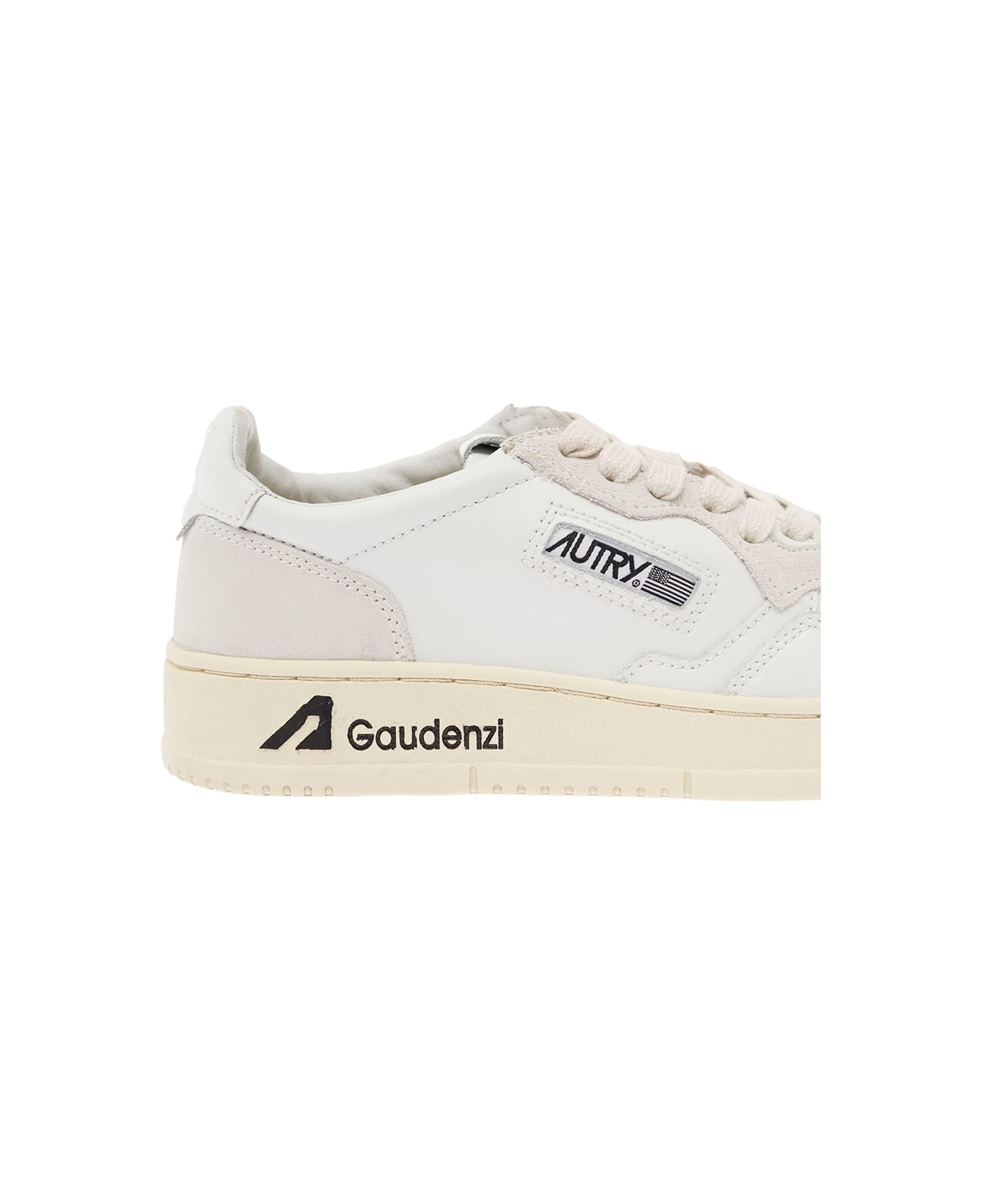 Autry 'medalist Low' White Sneakers With Suede Inserts And Logo Print On Platform In Leather Woman Autry - White