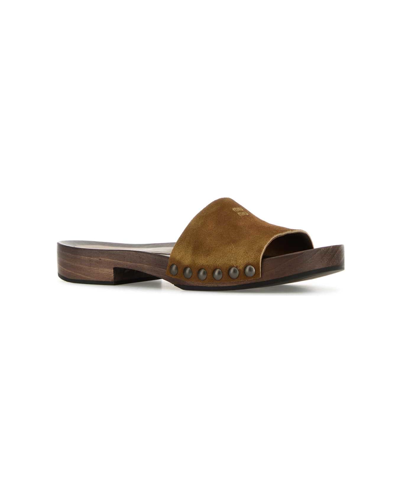 Miu Miu Camel Suede Clogs - CANNELLA