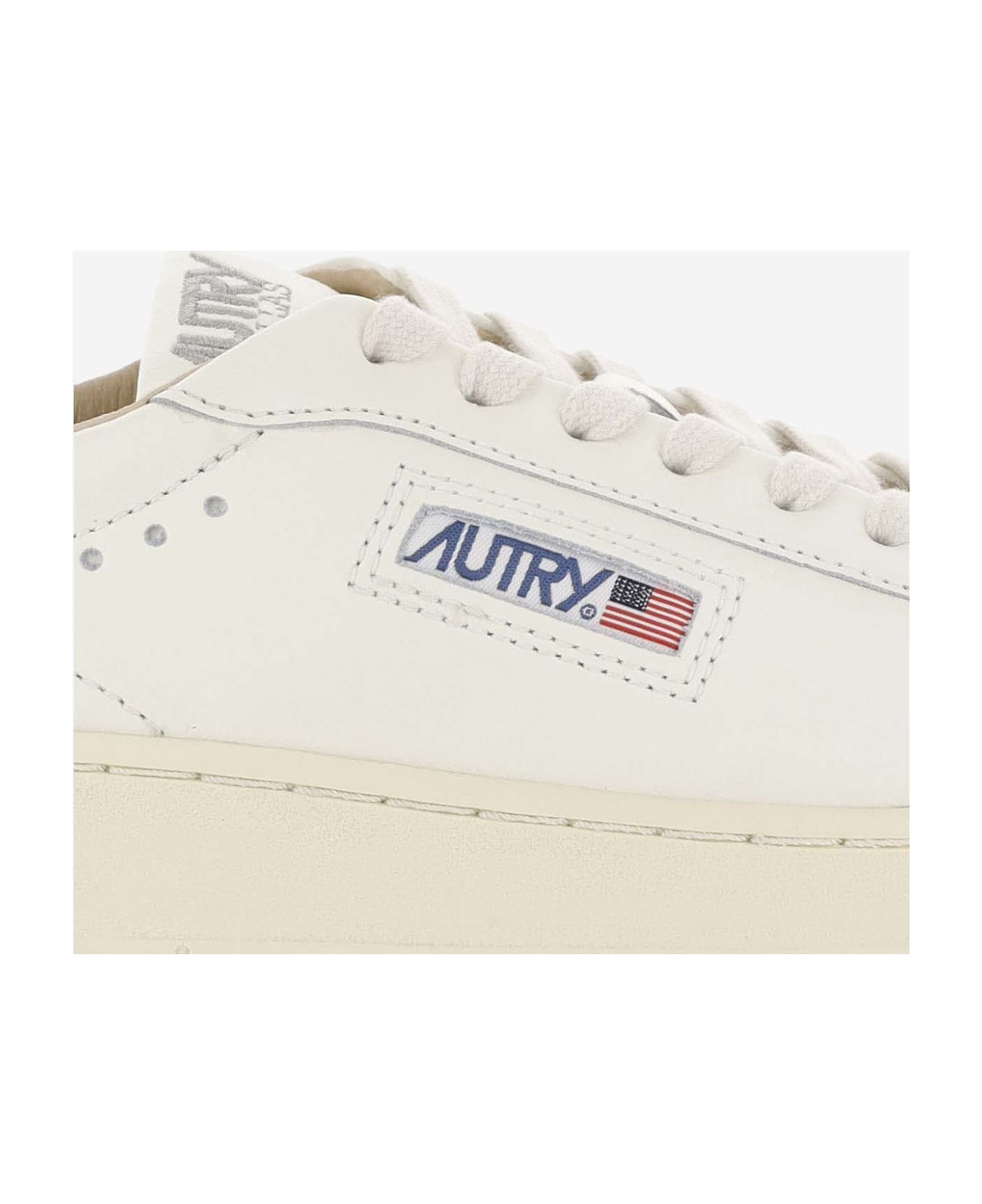 Autry Dallas Leather Sneakers