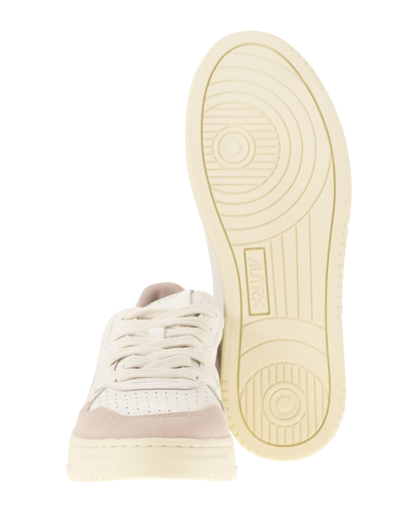 Autry Medalist Low Sneakers - White