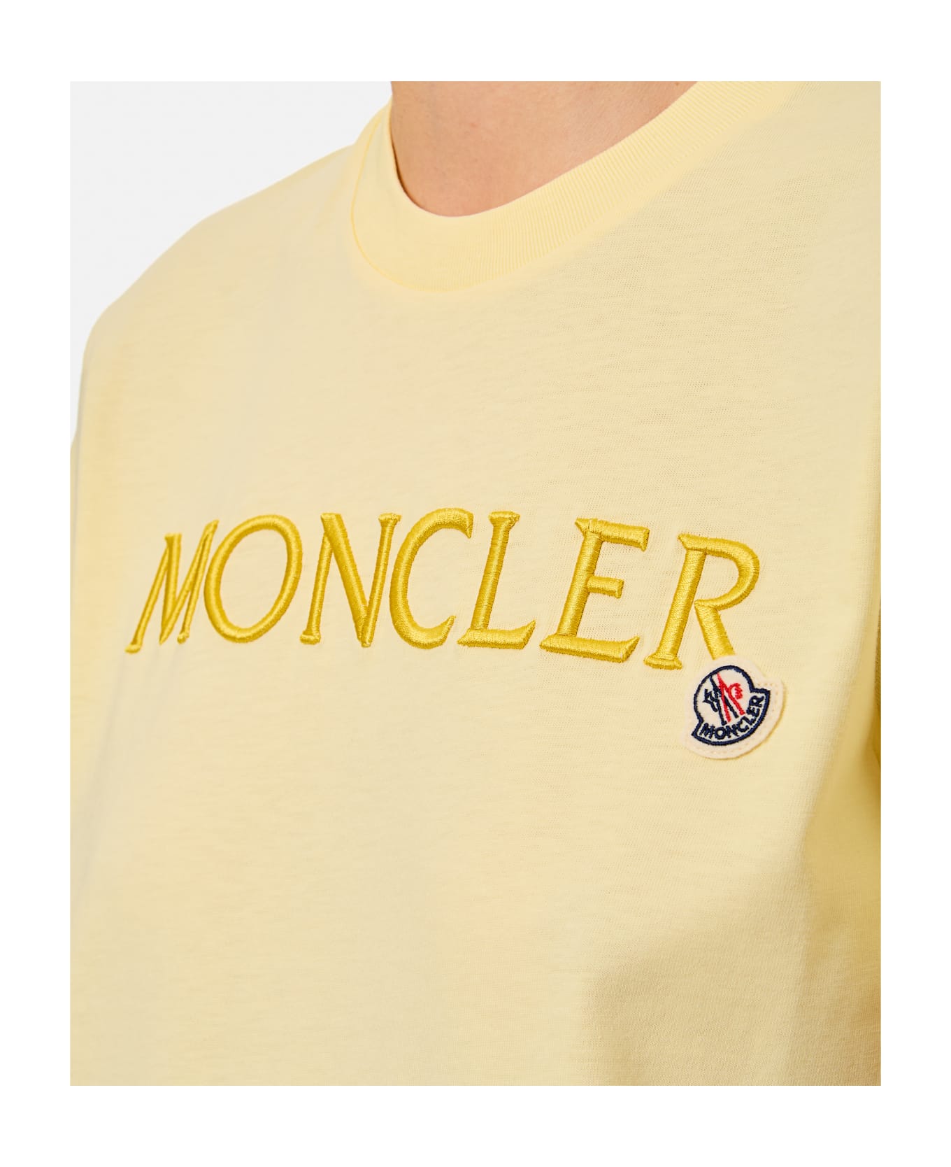 Moncler Regular T-shirt W/printed Front Logo - Giallo Tシャツ