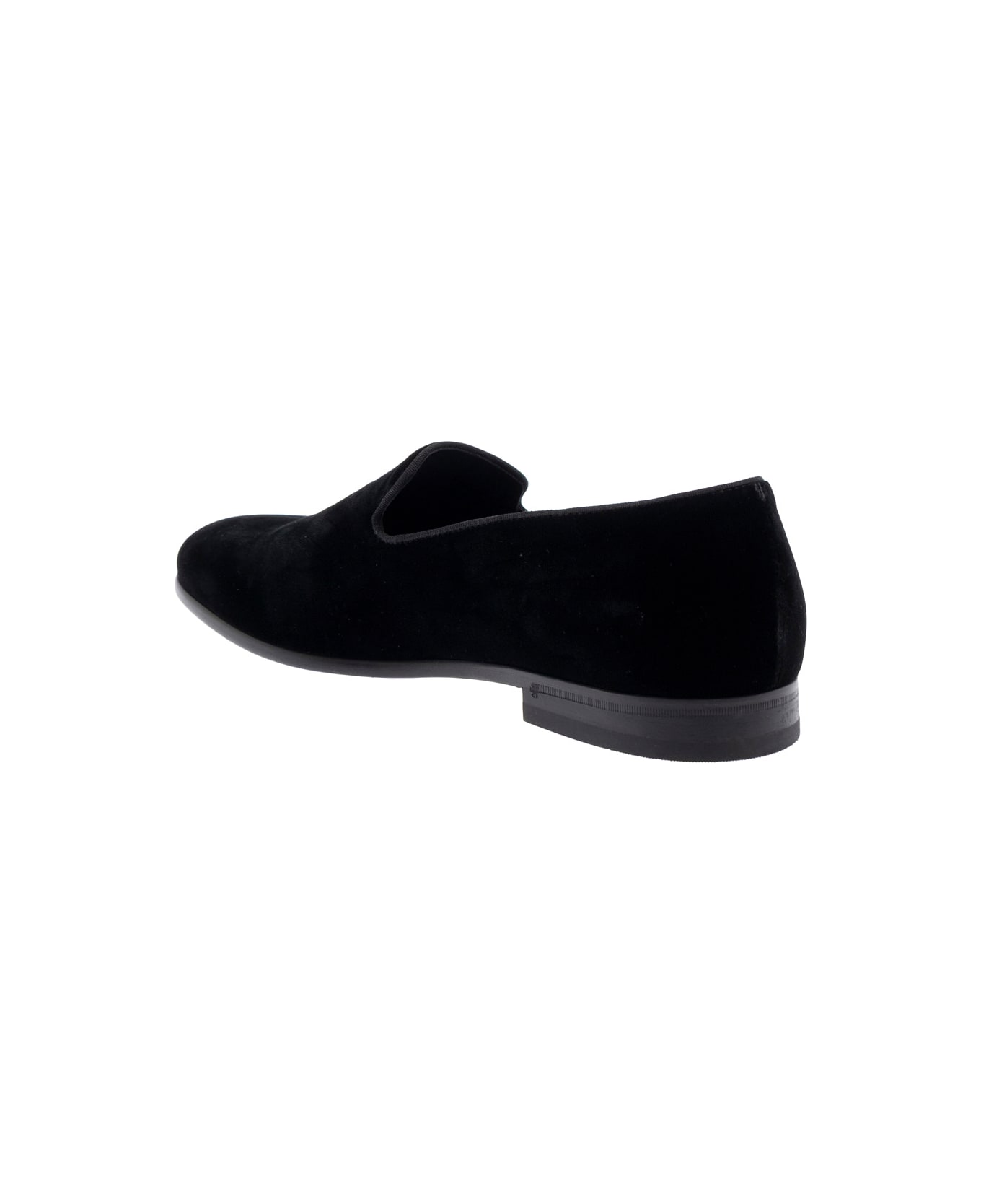 Doucal
s Black Loafers With Slip-on Design And Almond Toe In Leather Man - Black