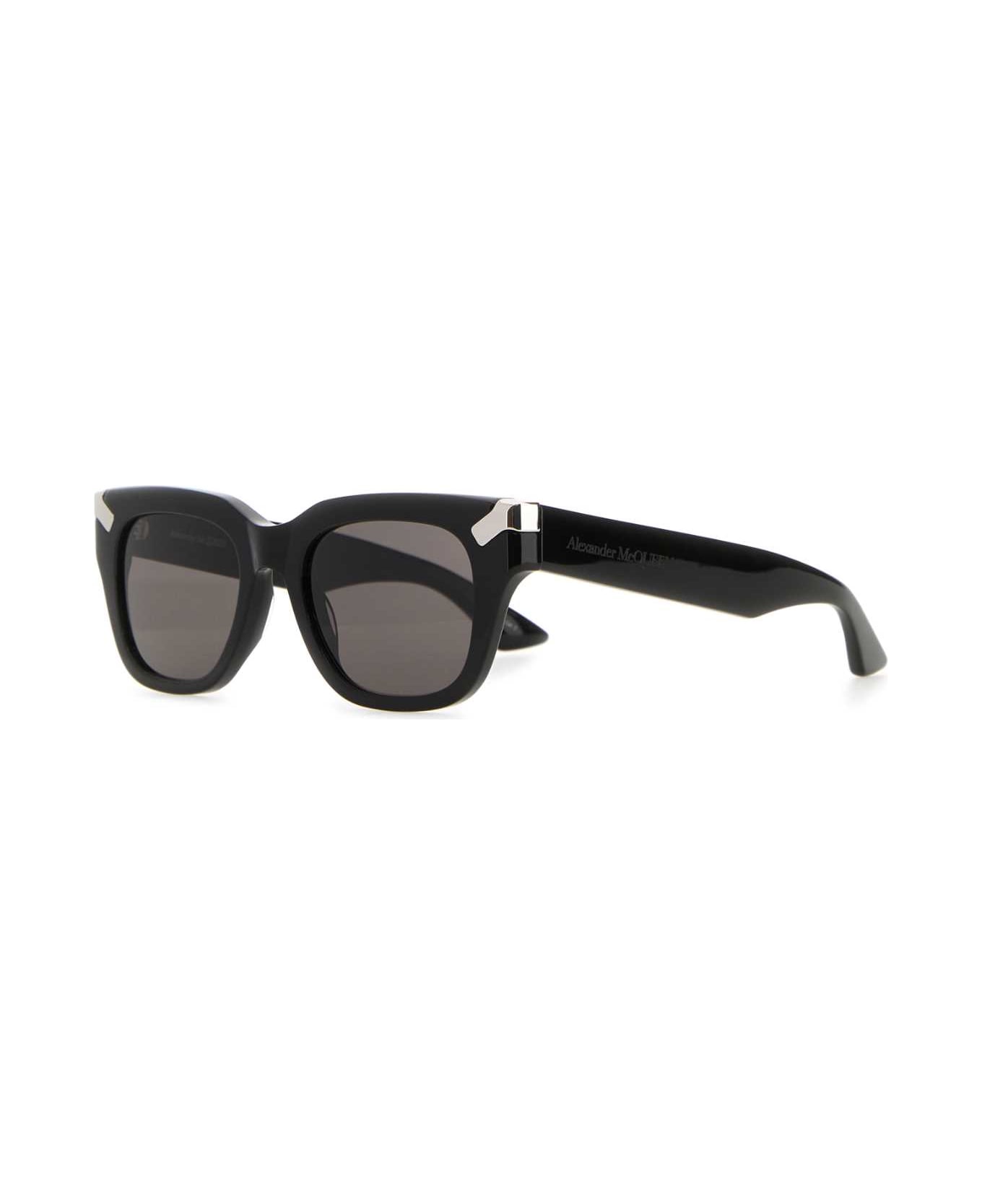 Alexander McQueen Black Acetate Punk Rivet Sunglasses - SOLIDGREY