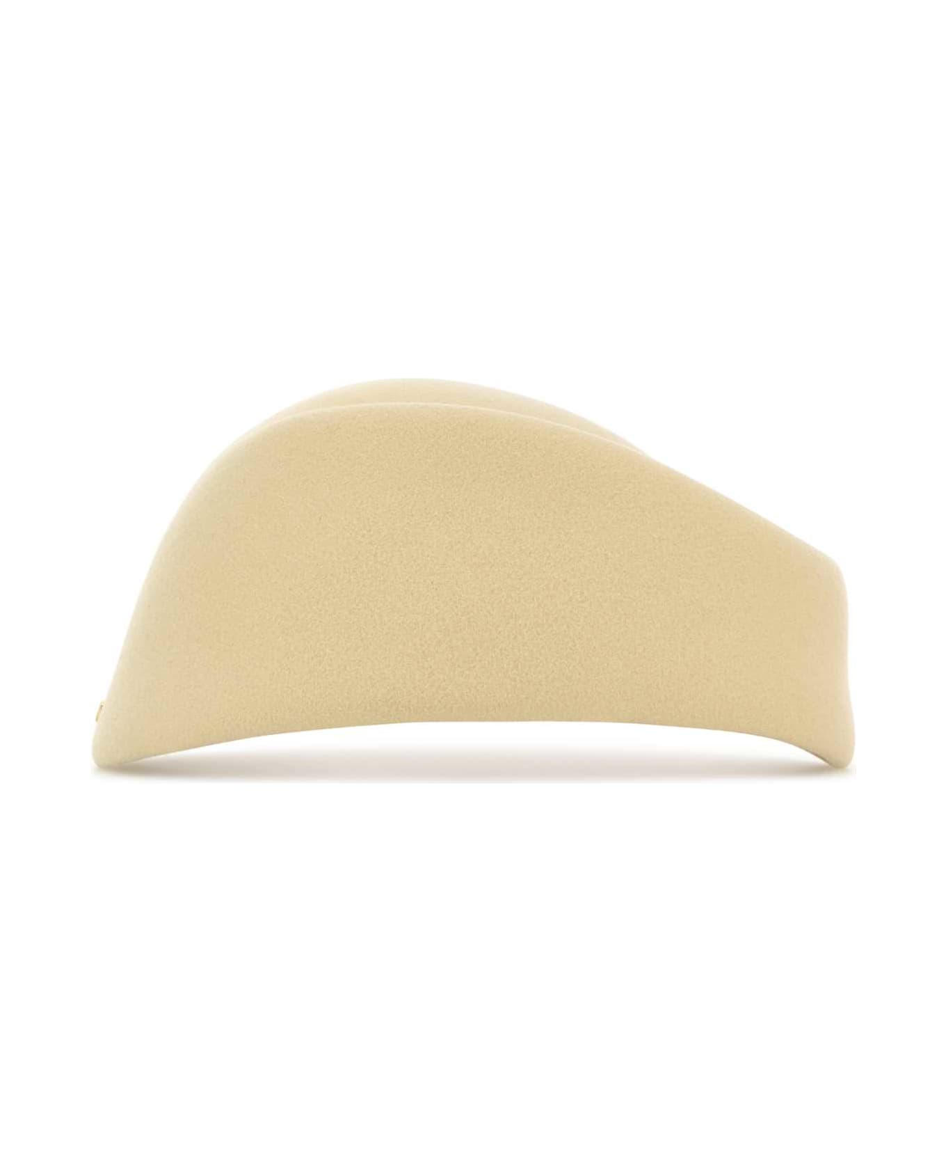Valentino Garavani Cream Wool Vlogo Signature Hat - CREMAANTIQUEBRASS