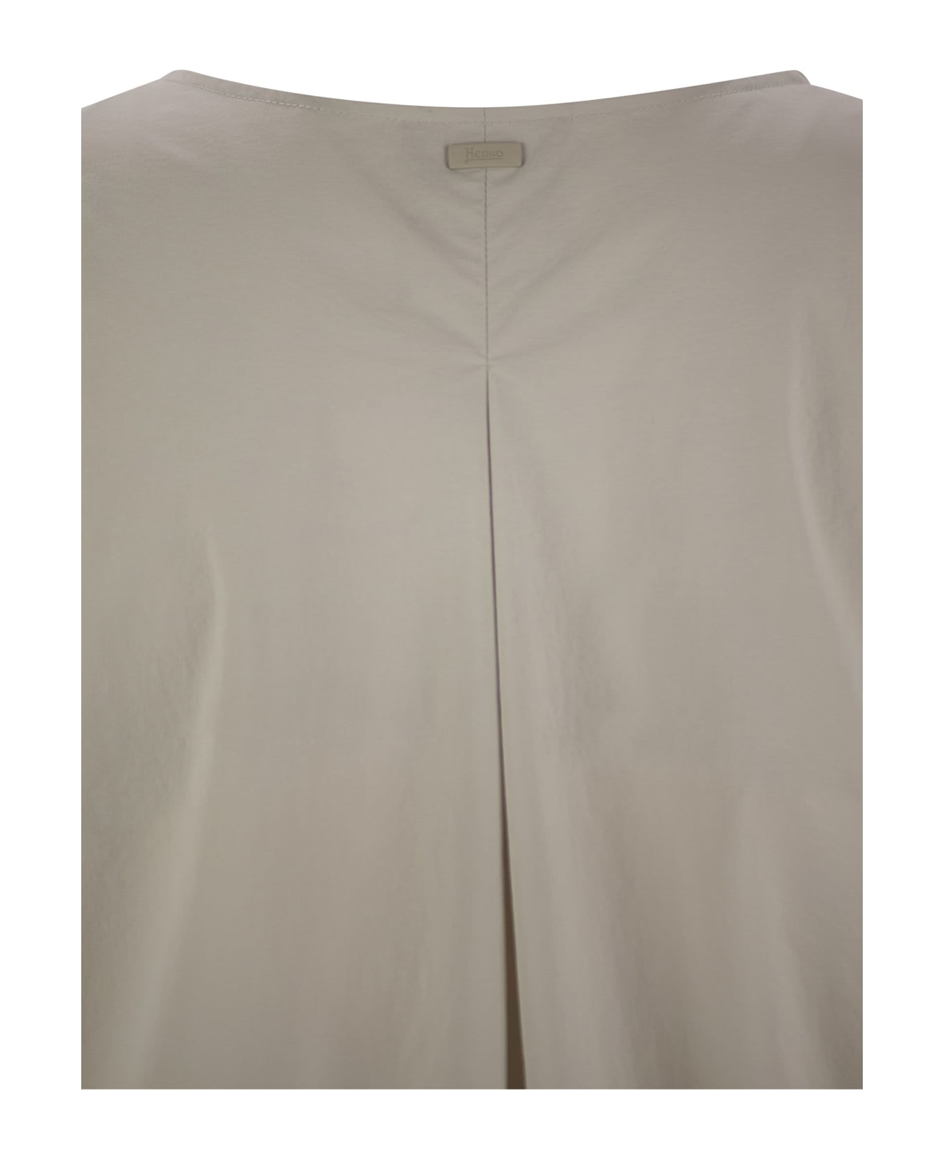 Herno Sleeveless Top In Tech Trait - Ice