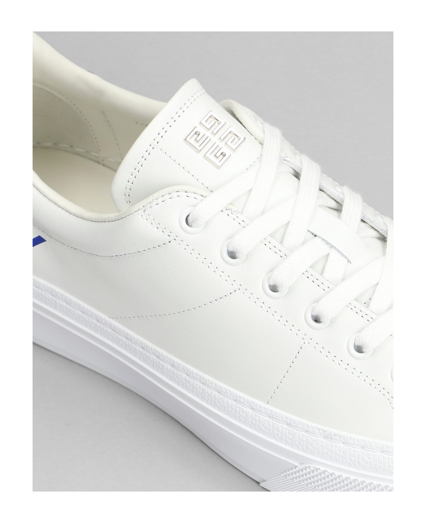Givenchy City Sport Sneakers In White Leather - white