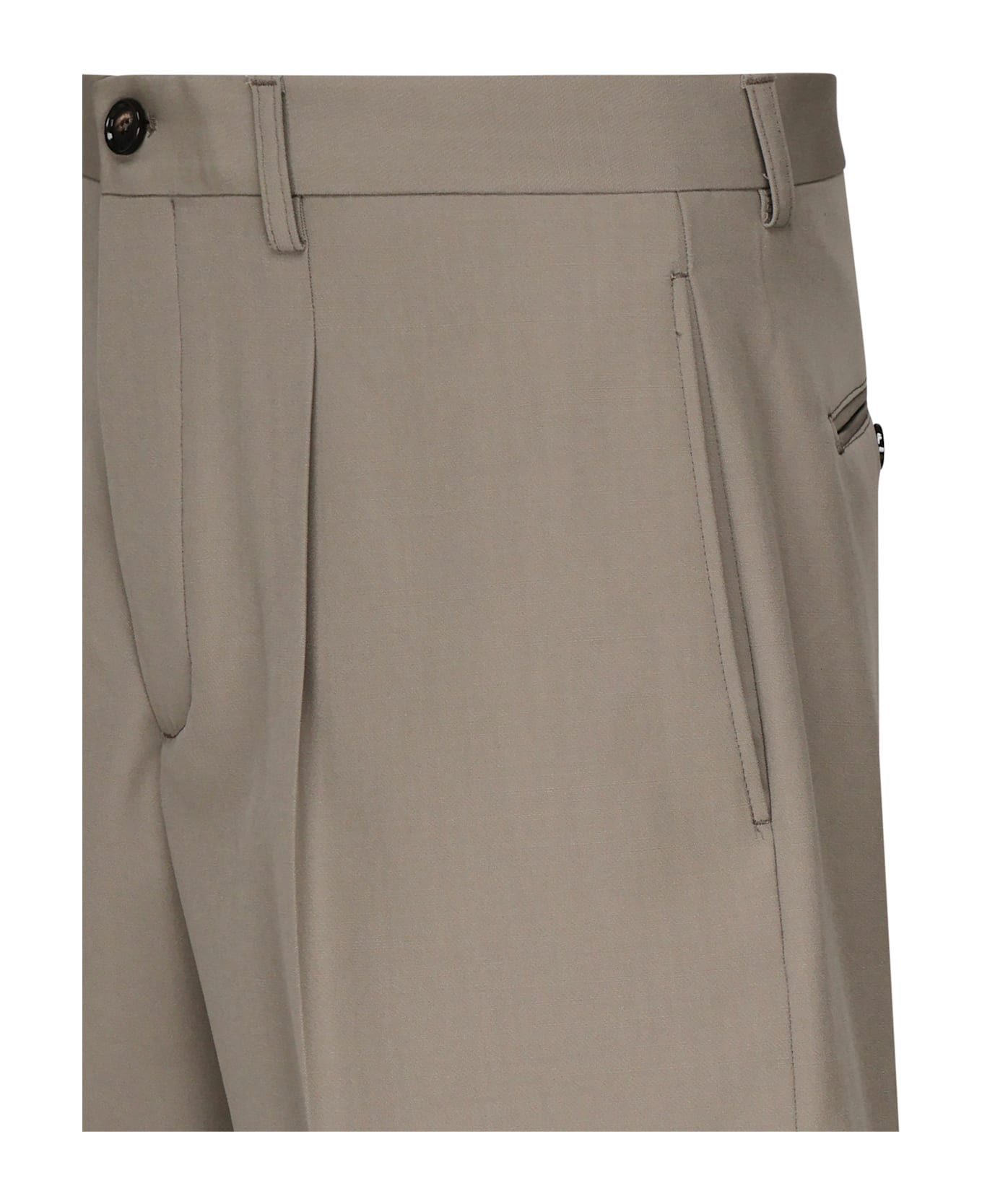 Be Able Nicolas Tailored Shorts - MUD