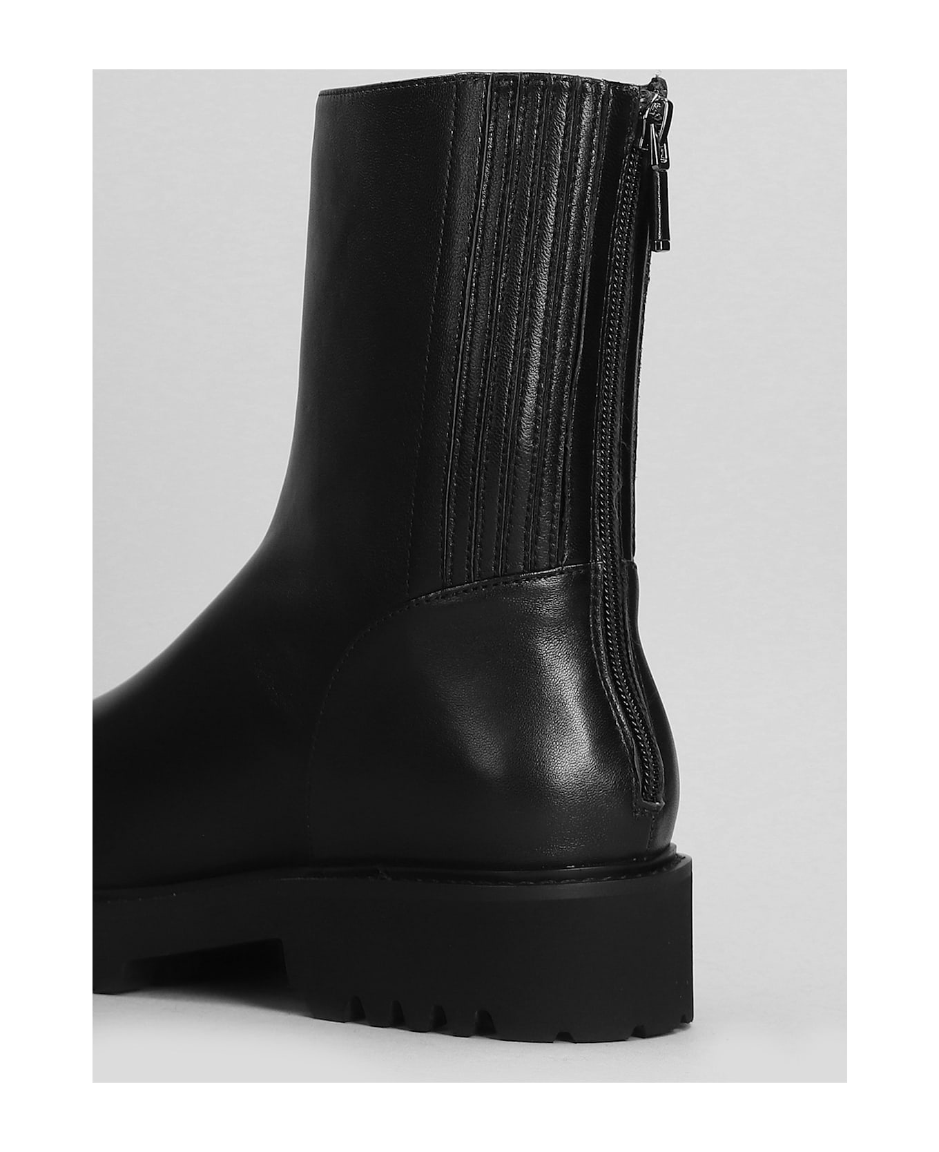 Lola Cruz Eliz Combat Boots In Black Leather - black