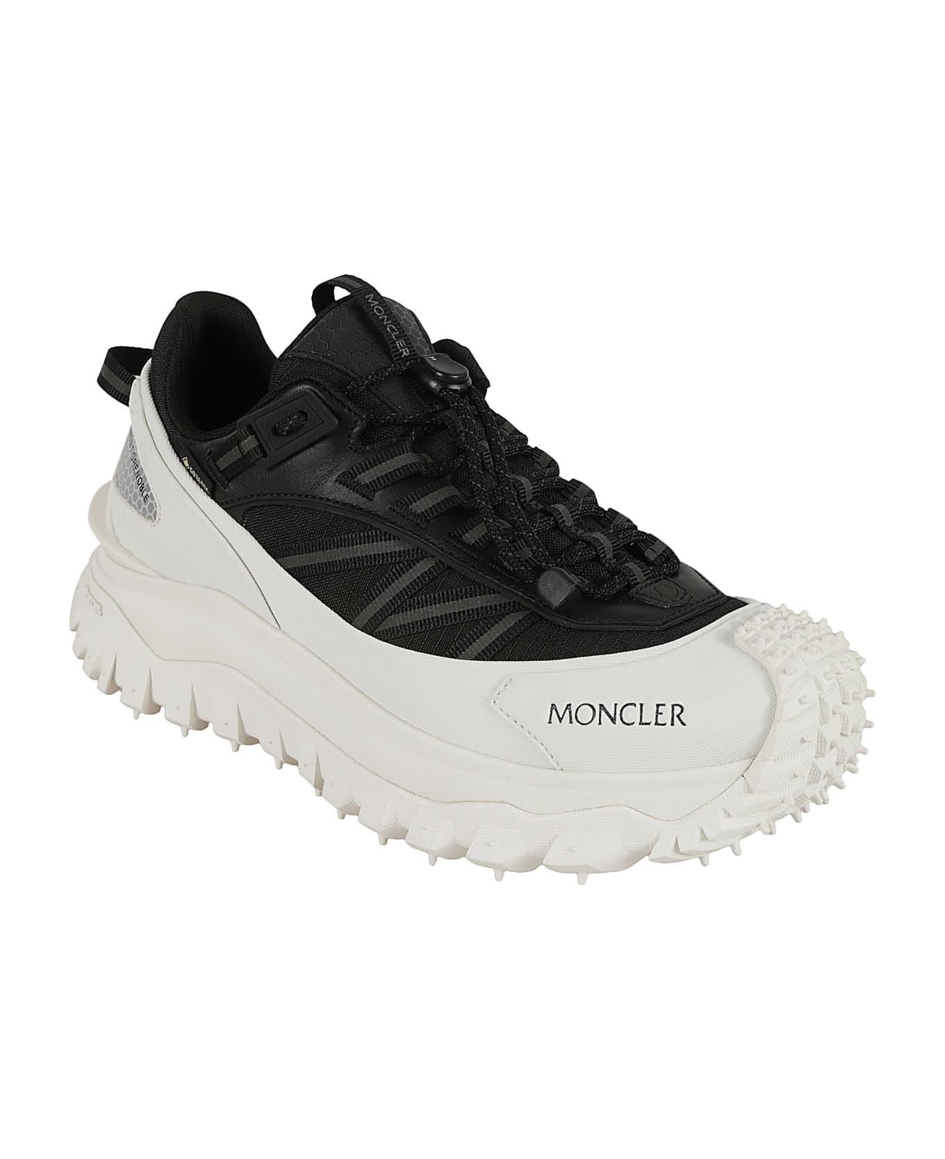 Moncler Trailgrip Gtx Sneakers - Natural