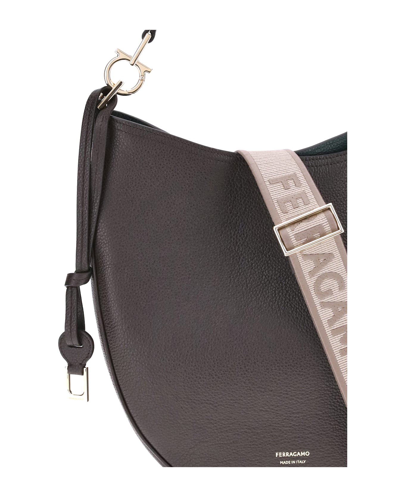 【VIP価格】FERRAGAMO North-South Shoulder Bag Ferragamo North-south Shoulder Bag | italist