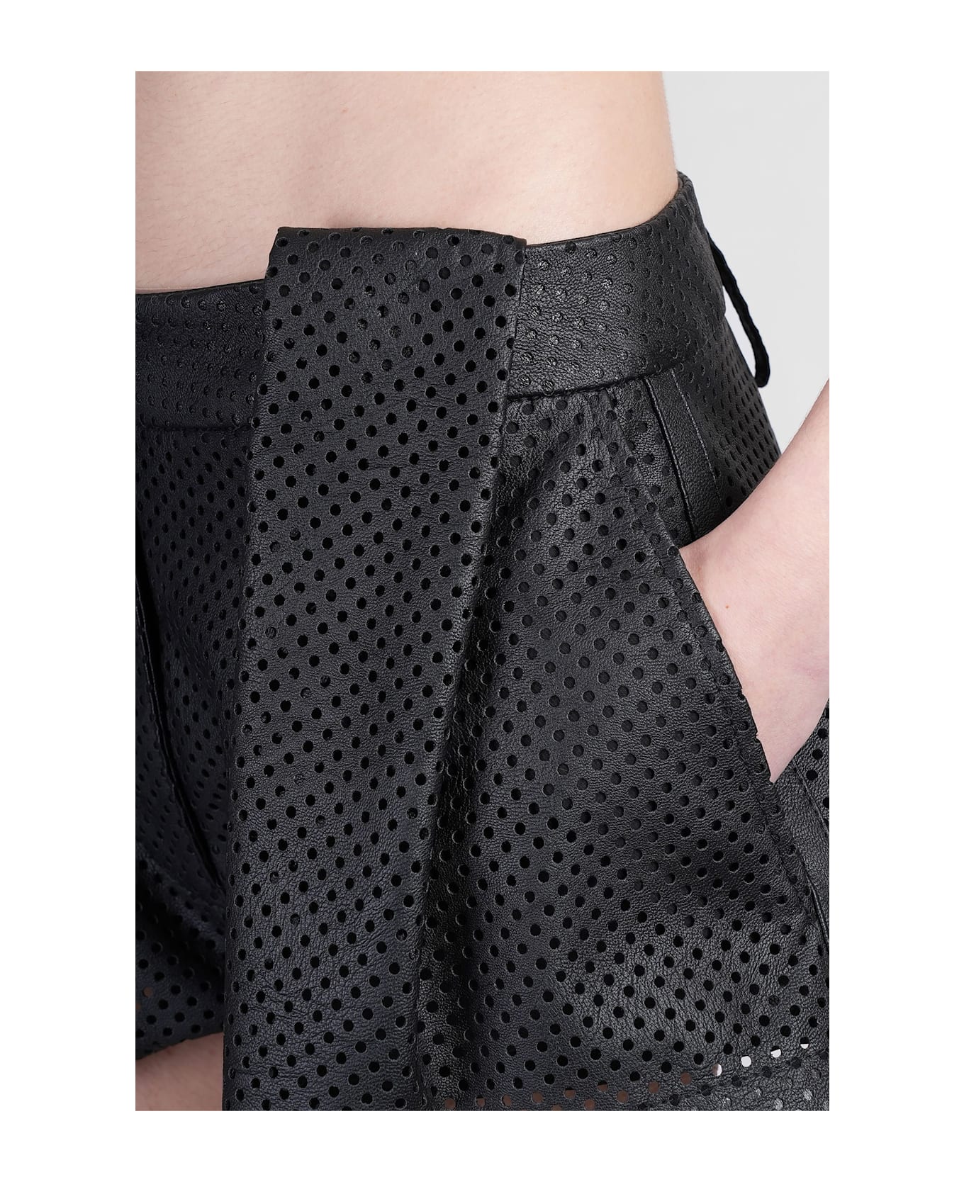 Stella McCartney Shorts In Black Viscose - black
