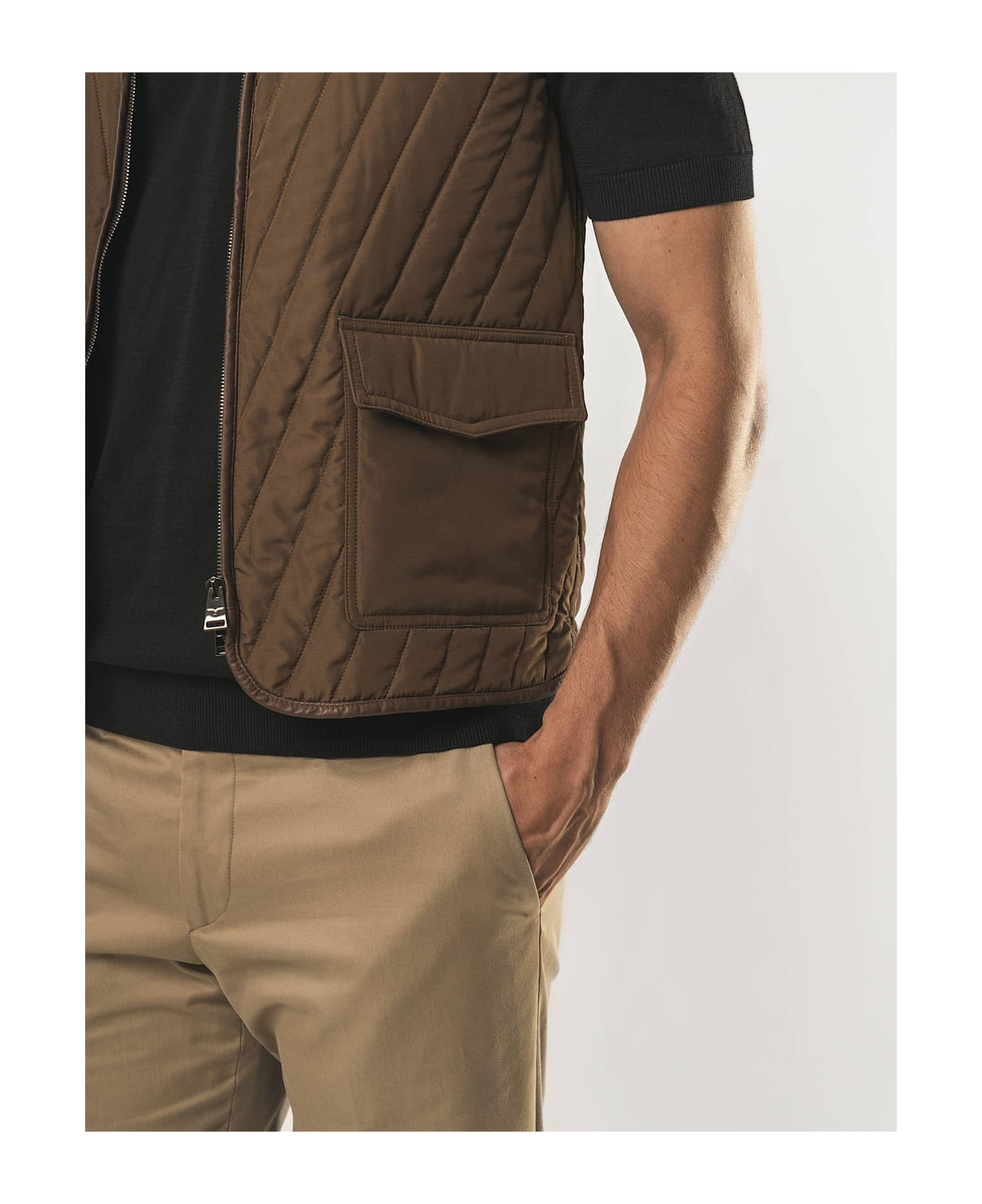 Larusmiani Bristol Gilet Vest - Brown