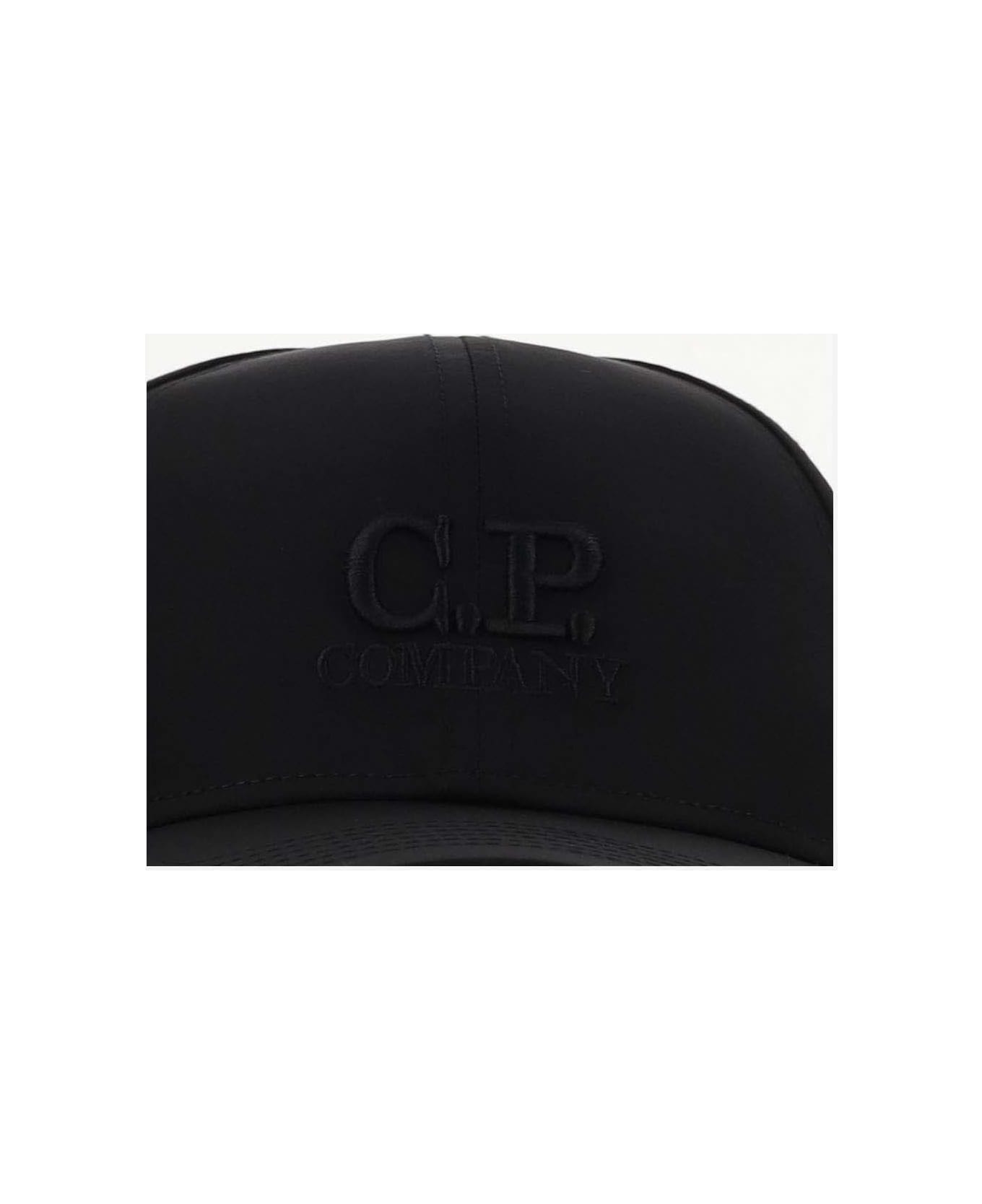 C.P. Company Nylon Lens Hat With Logo - .