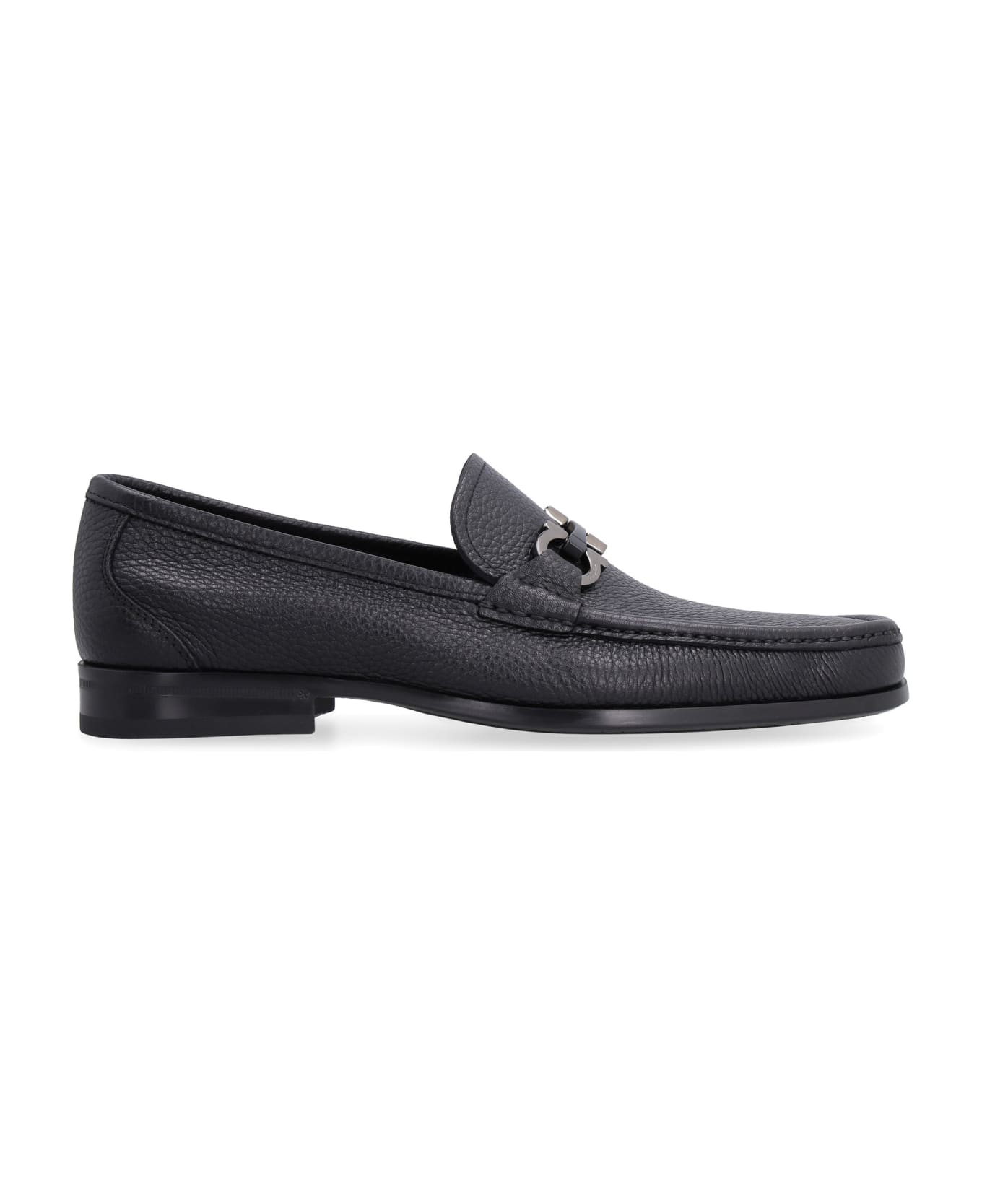 Ferragamo Grandioso Leather Loafers - black