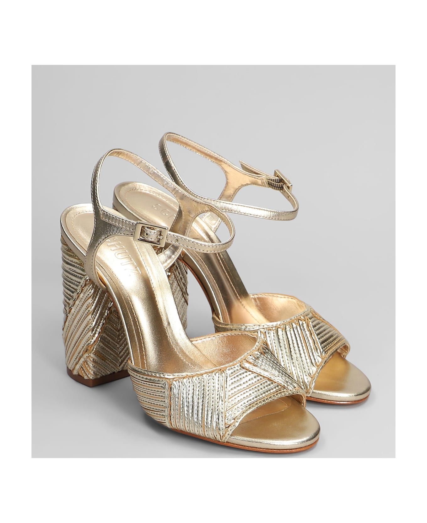 Schutz Lupita Sandals In Gold Leather - gold