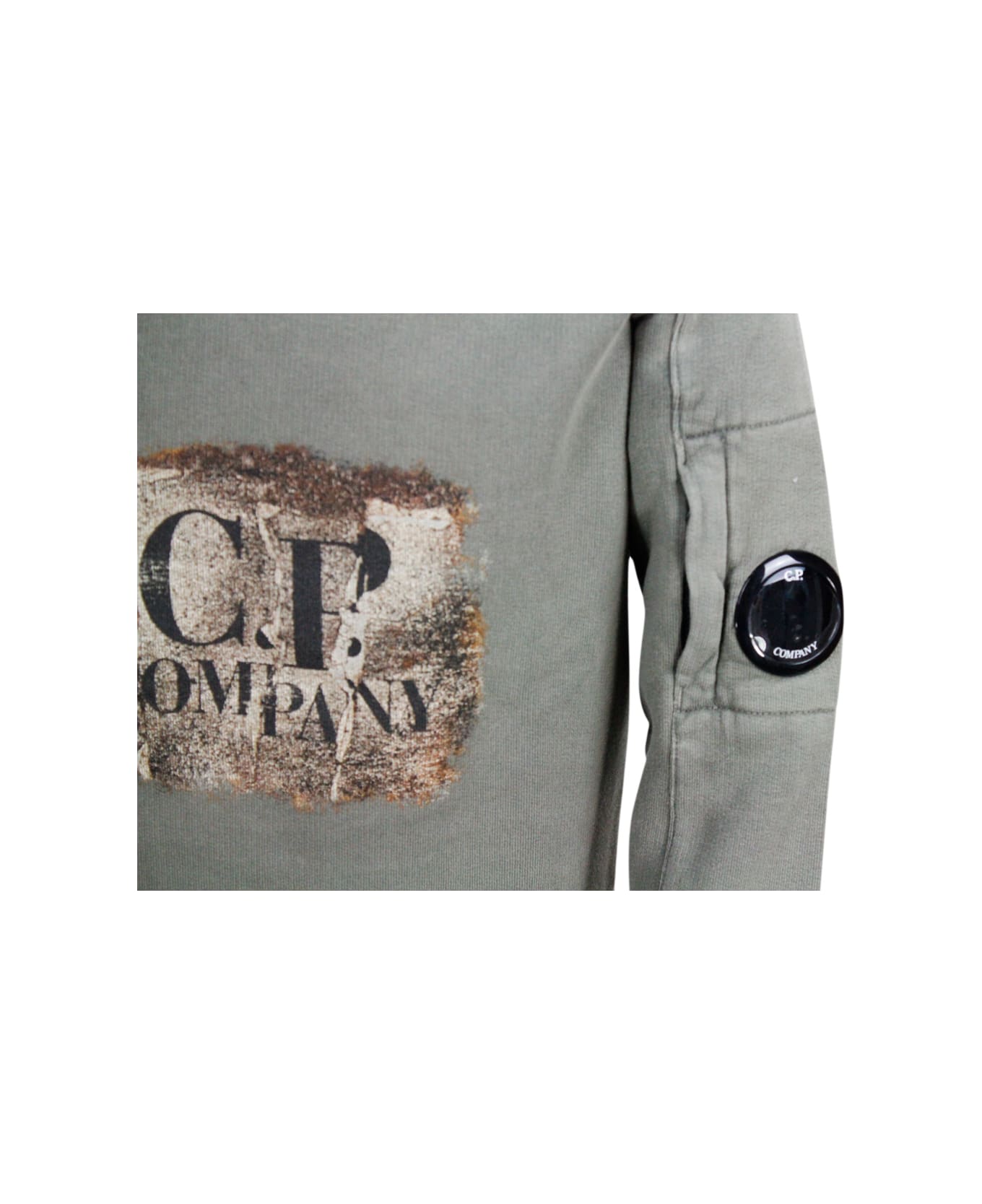 C.P. Company Long-sleeved Crewneck Sweatshirt In Breathable Fleece Cotton - Military