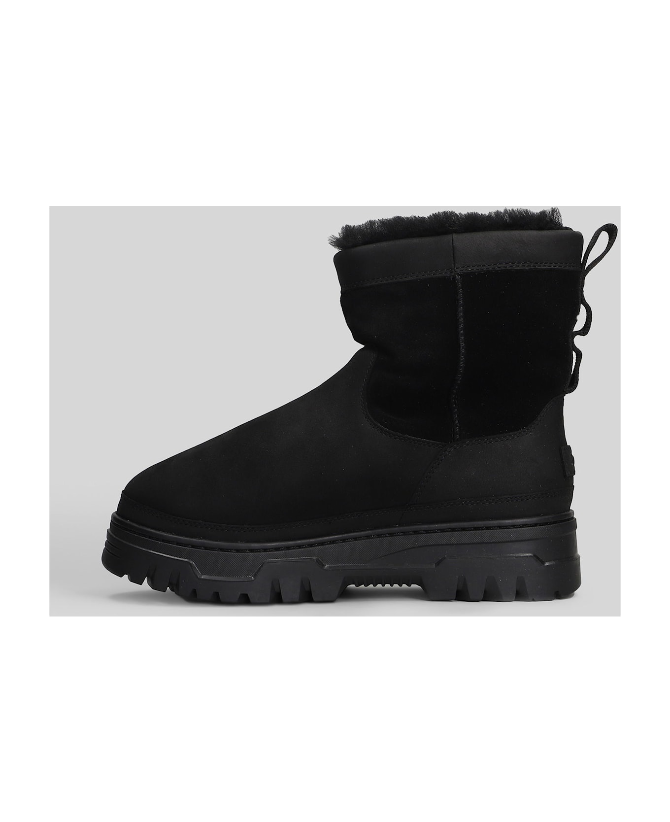 UGG Heritage Pull-on Ankle Boots In Black Suede And Leather - black