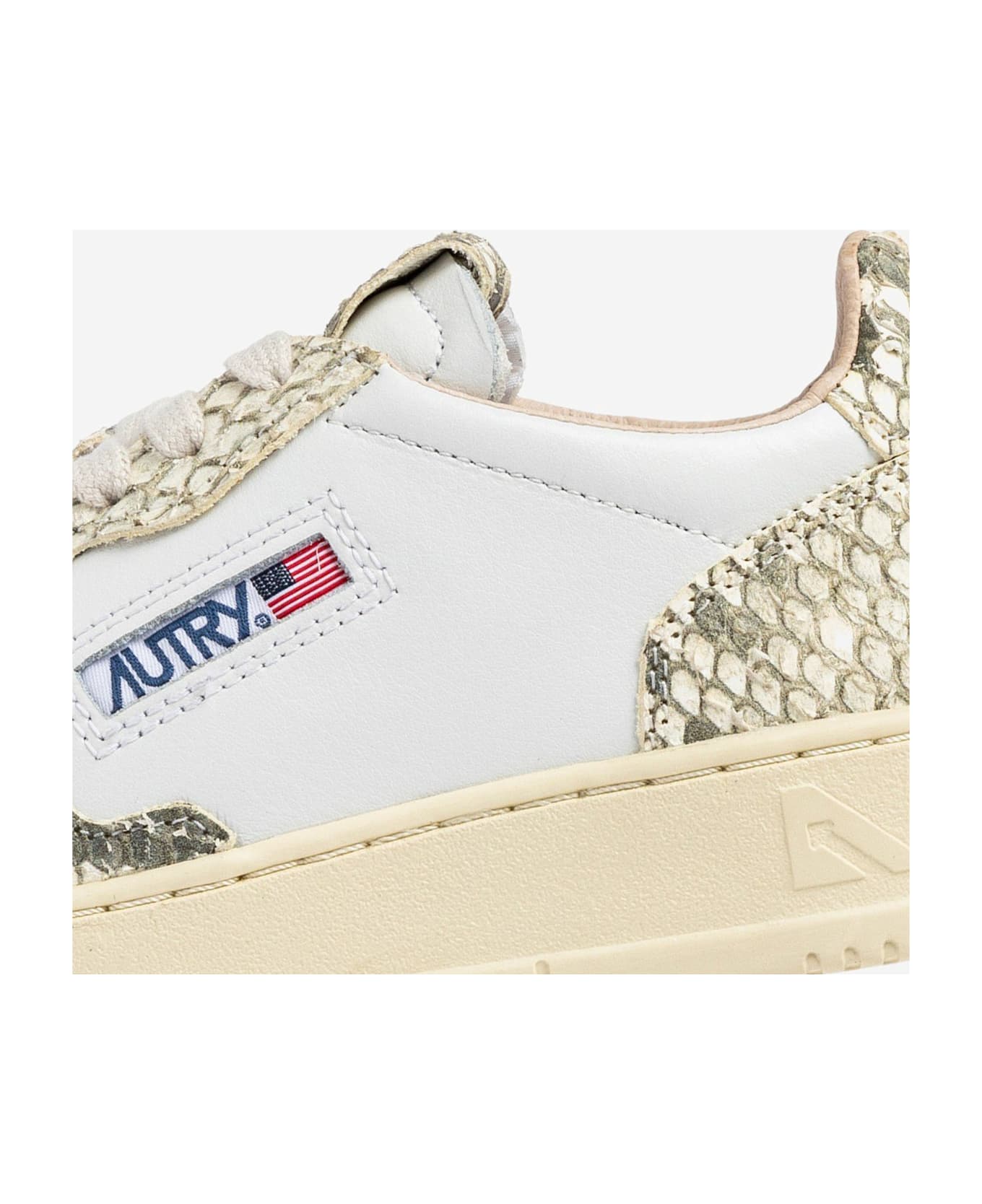 Autry Medalist Low Sneakers - Red